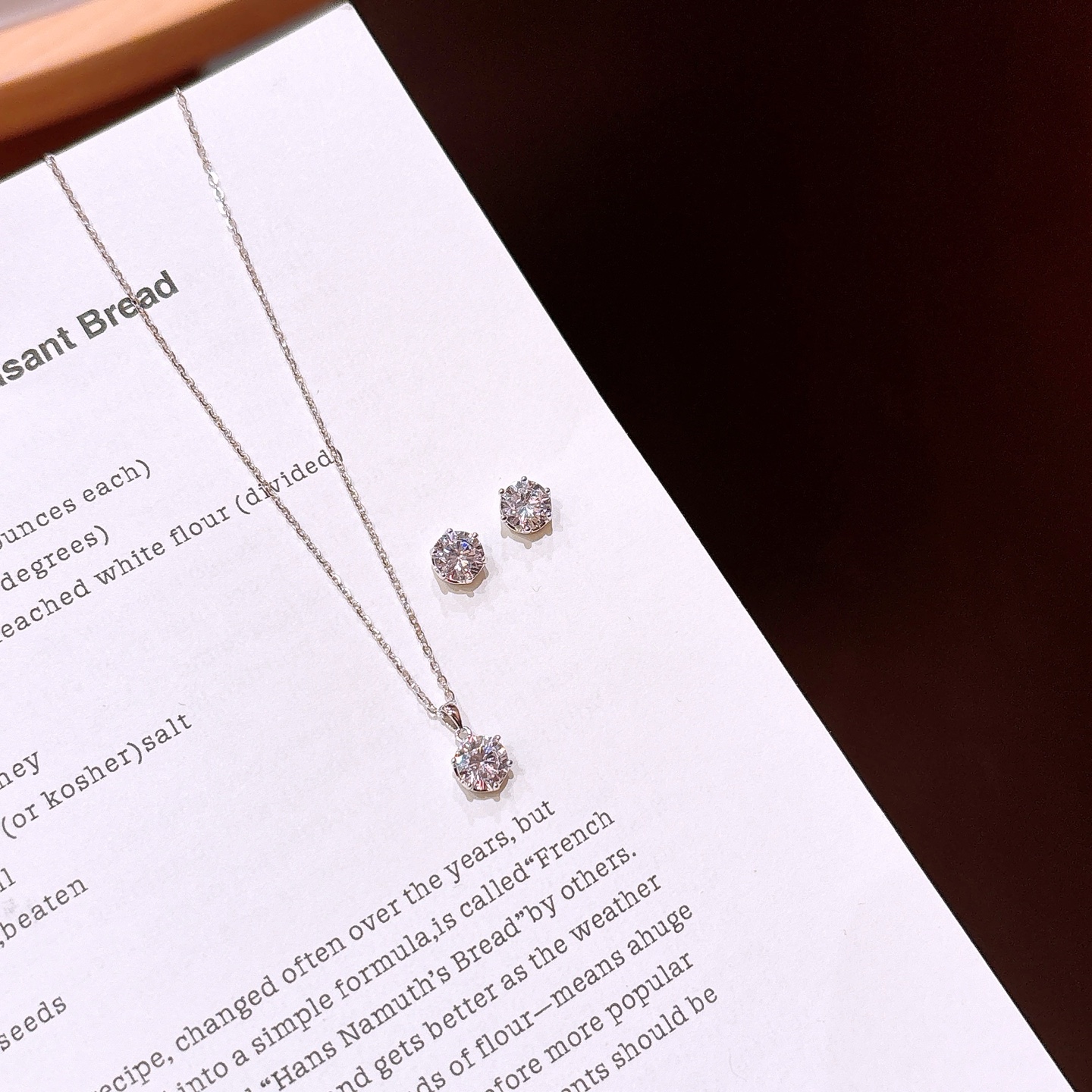 柔らかファインシルバーイヤリング＆ネックレスセットゴールド 晩餐会