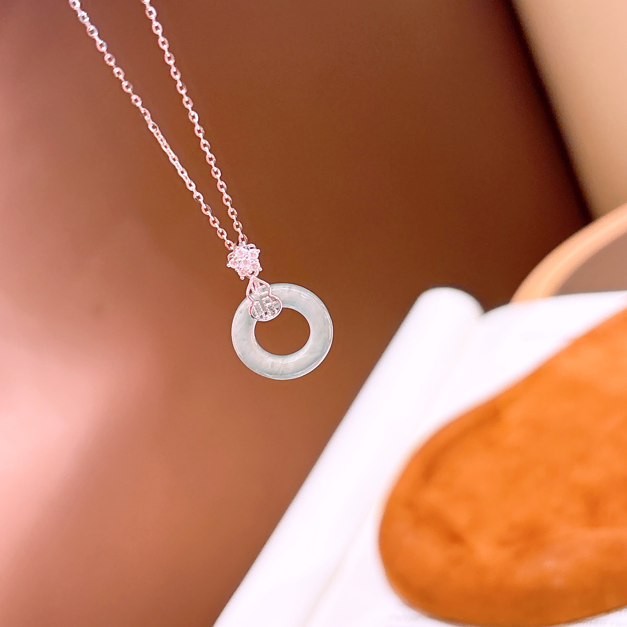 Fine Silver Jadeite Necklace Gentle Everyday Wear Gold