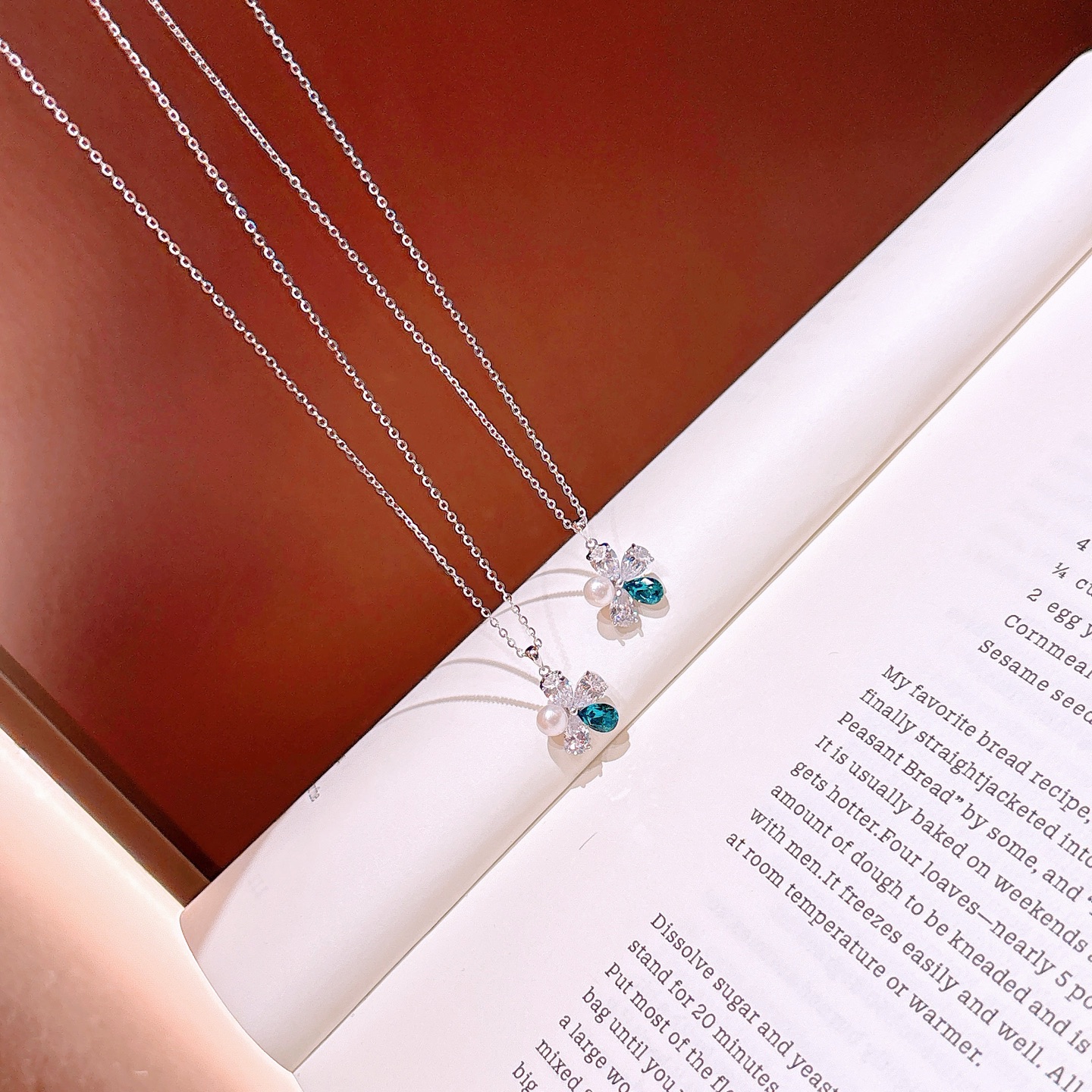 可愛いS925スターリングシルバーネックレスゴールド 春節