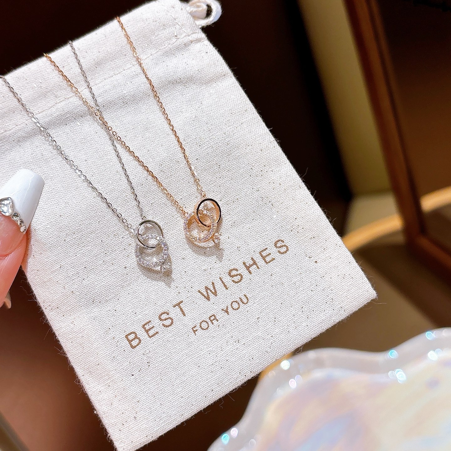 幻想的ファインシルバーネックレスシルバー 親友へのプレゼント