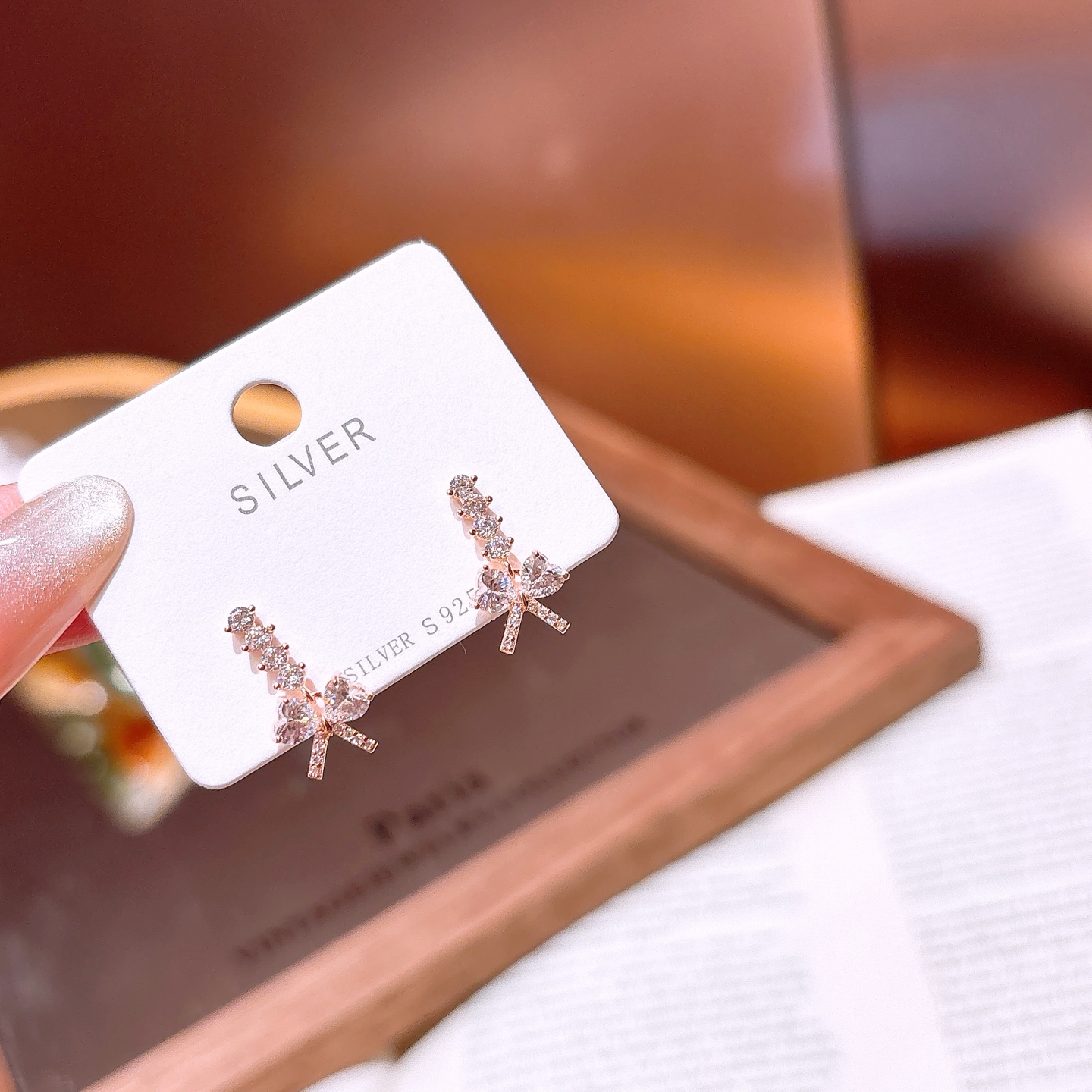 ガーリーアレルギー対応シルバーイヤリングゴールド 親友へのプレゼント