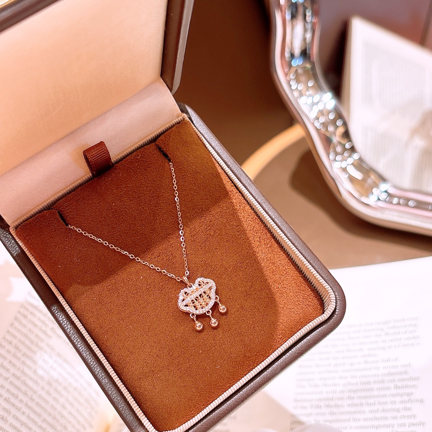 High Polish Silver Necklace Romantic Valentine's Day Gold