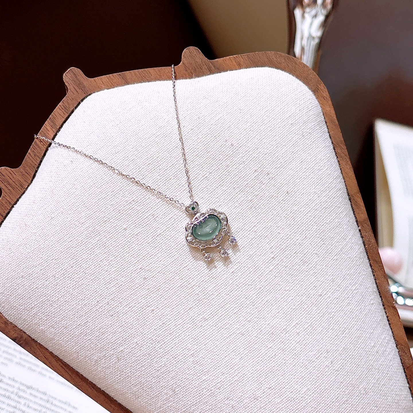 925 Silver Jadeite Necklace Pure Office Gold