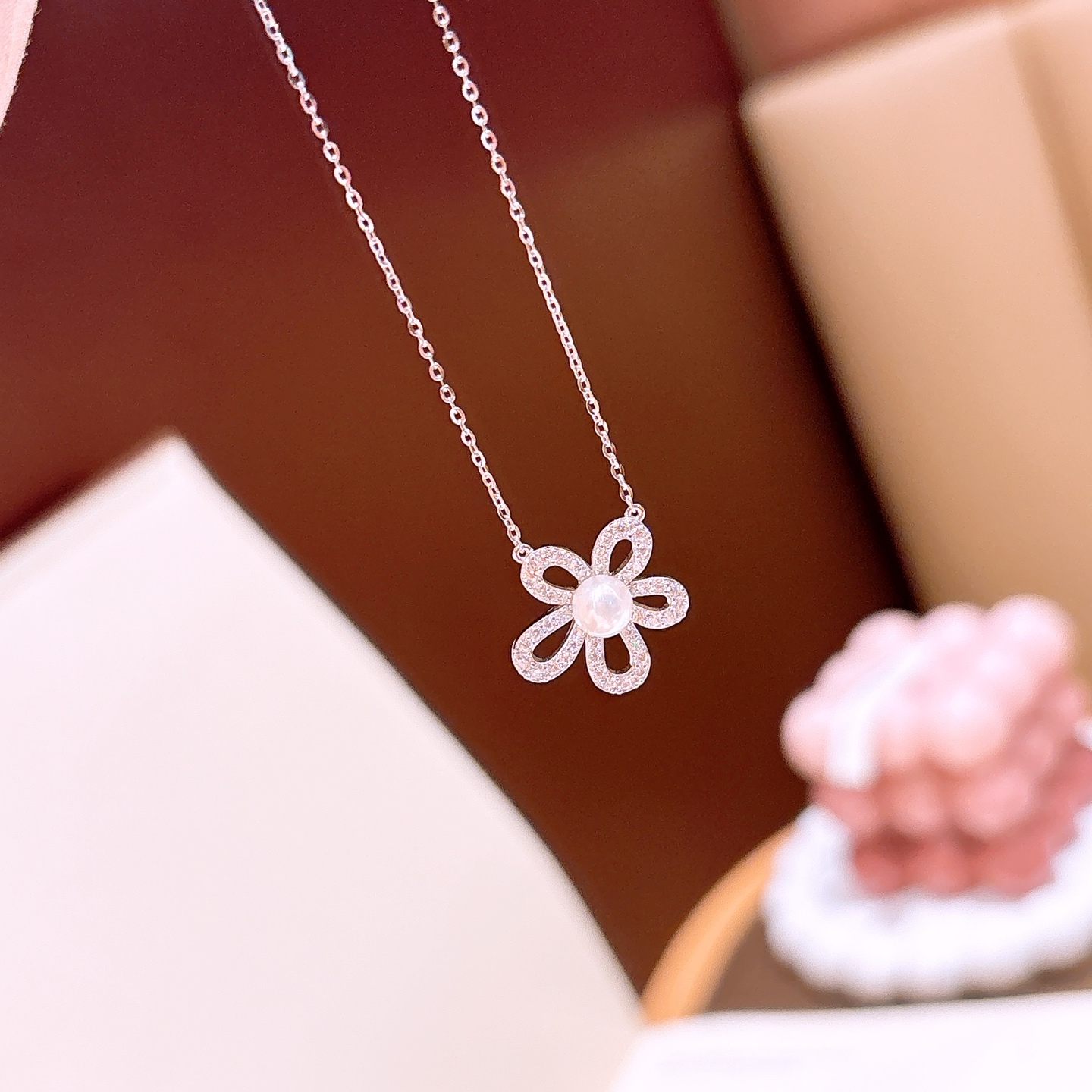 Fine Silver Moissanite Necklace Artistic Housewarming Gold