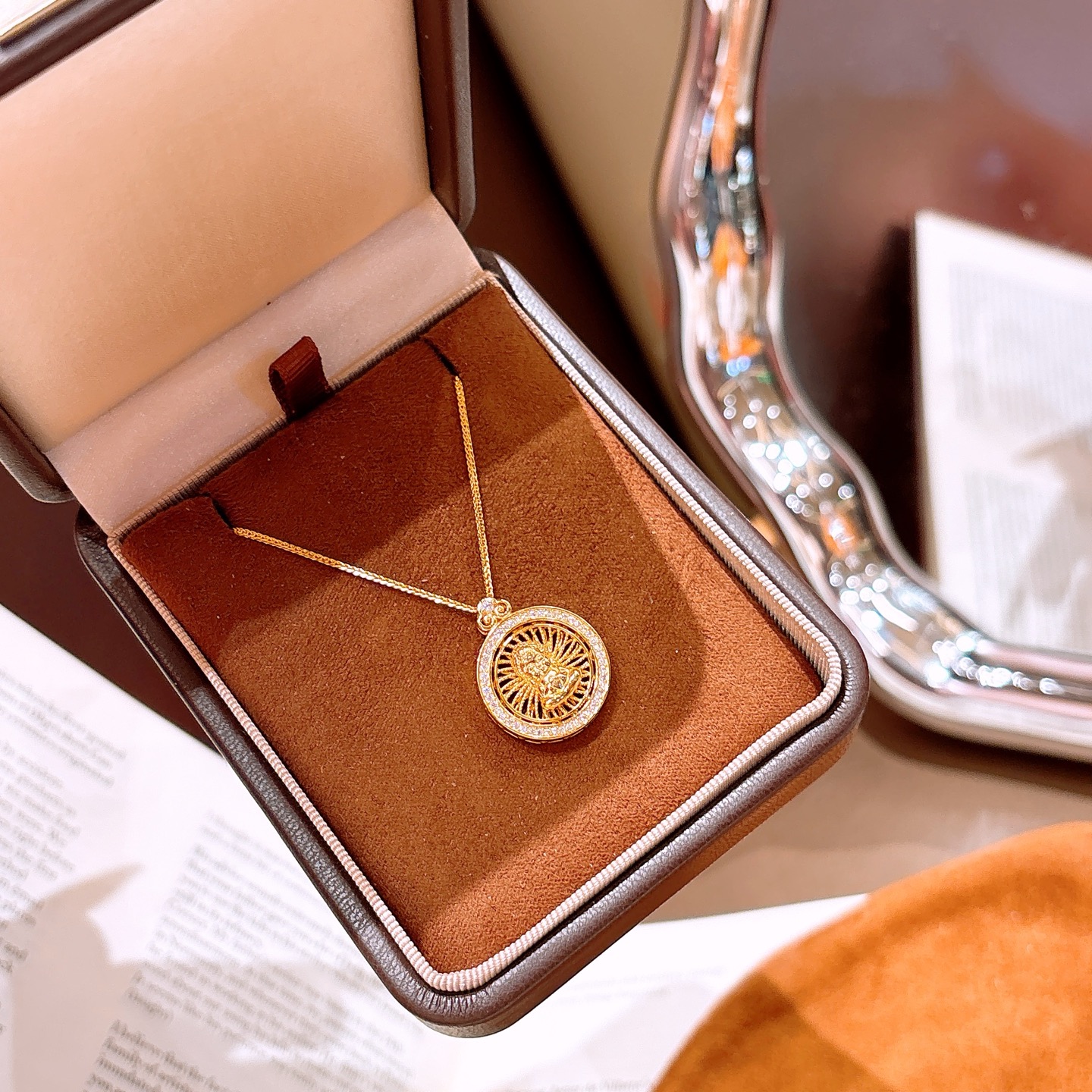 高級感高品質シルバーネックレスゴールド 親友へのプレゼント