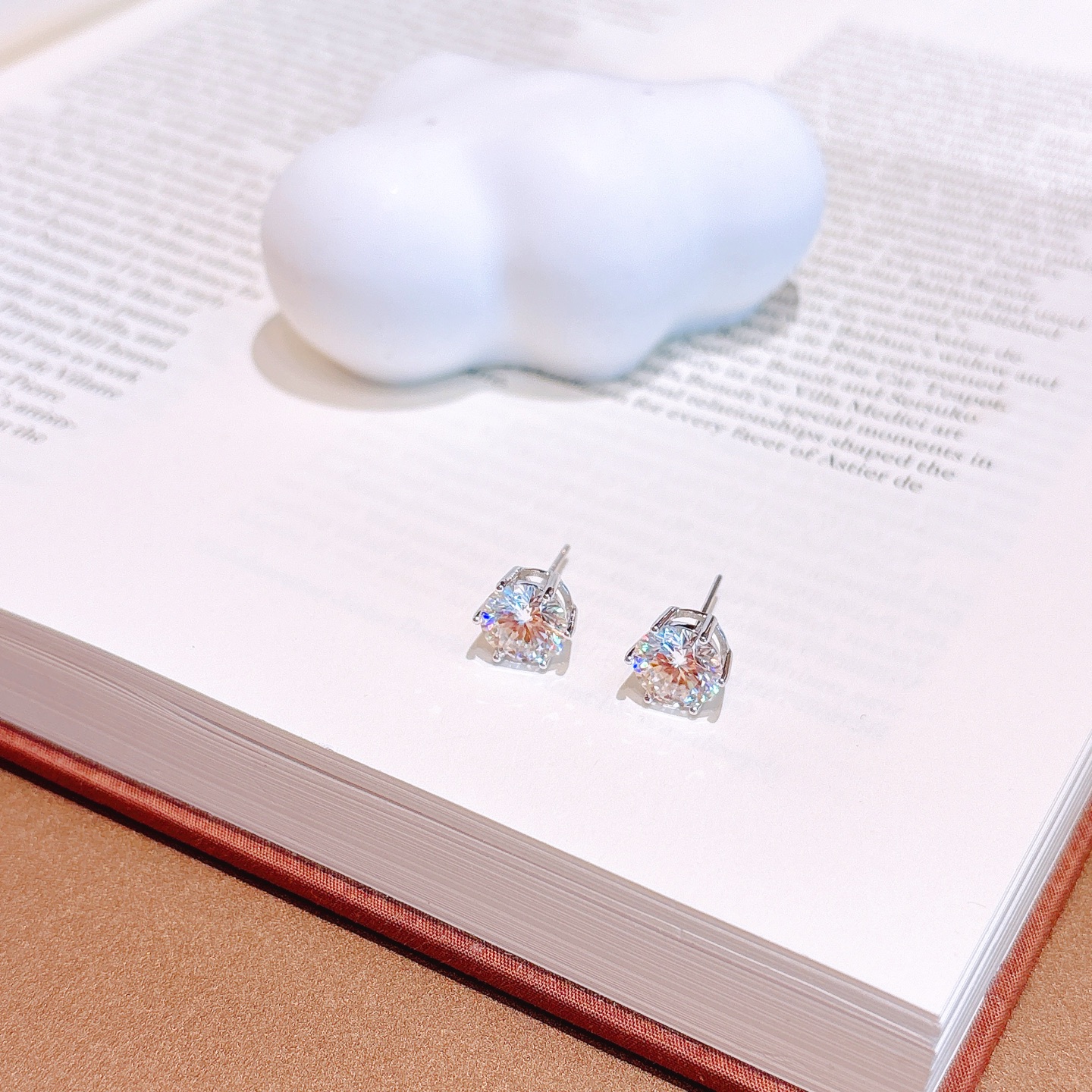 Solid Silver Moissanite Studs Forest Travel Silver