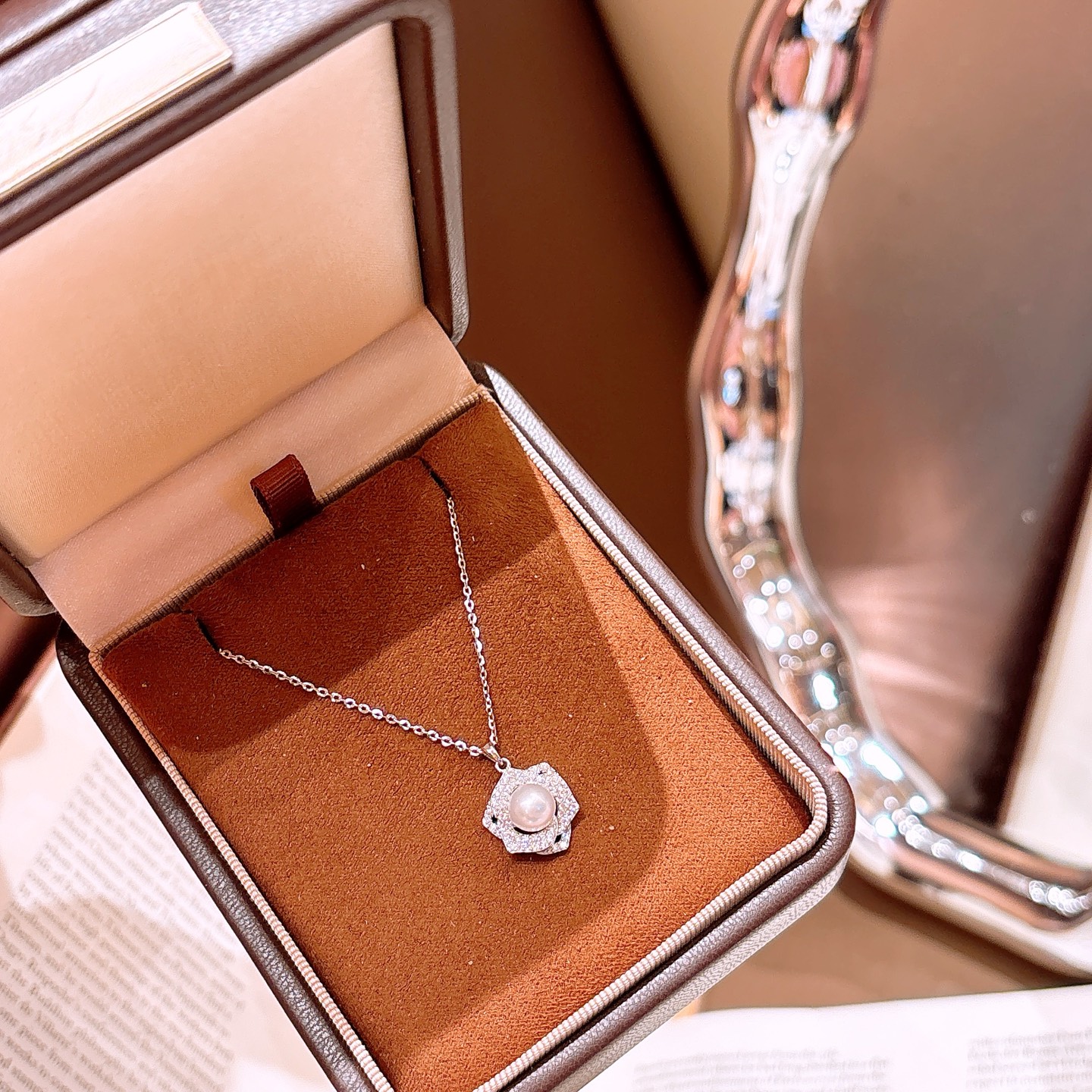 精巧高品質シルバーモアッサナイトネックレスシルバー 婚約