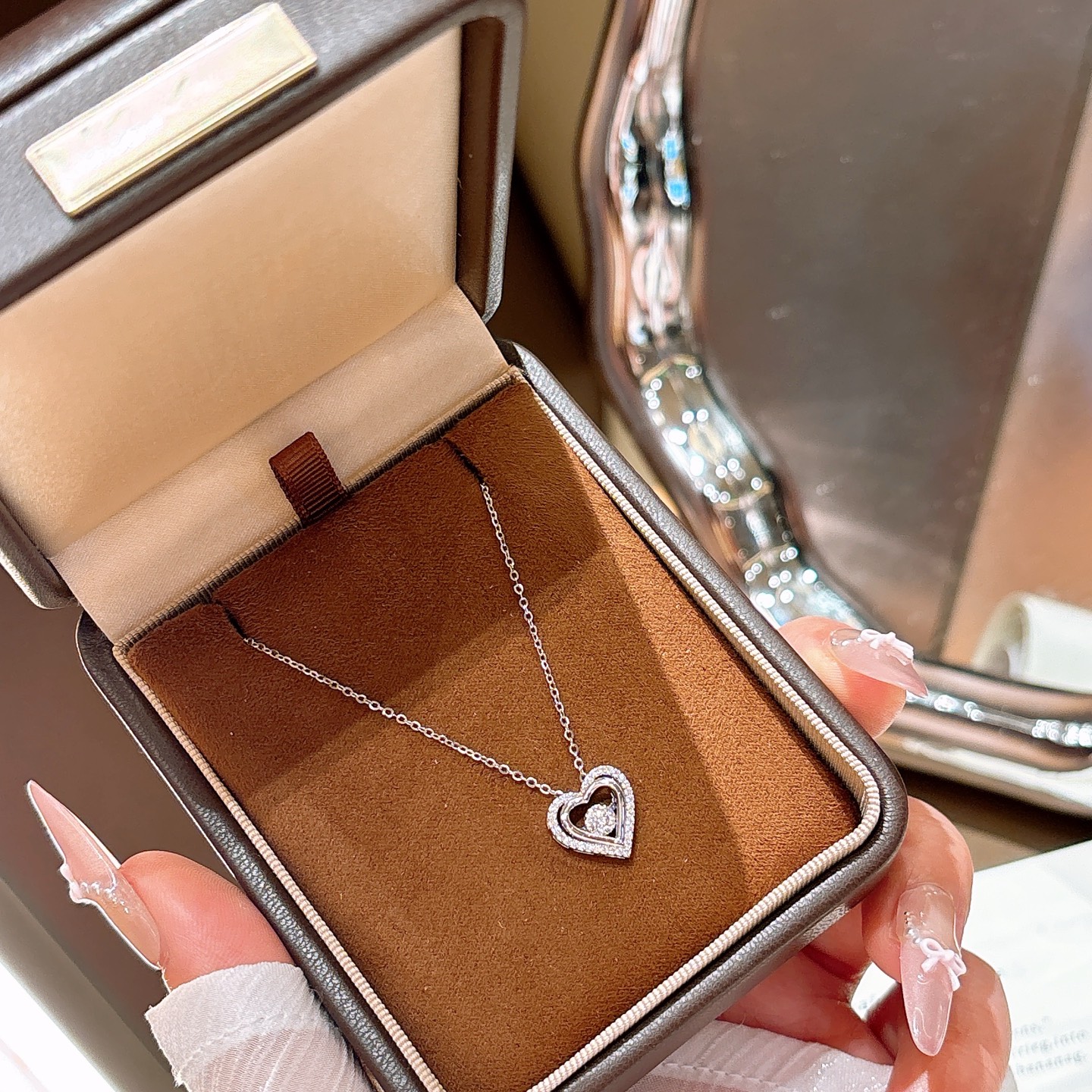 Nickel Free Silver Moissanite Necklace Light Luxury Engagement Gold