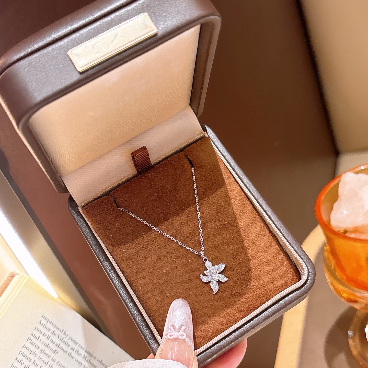 可愛い純銀ネックレスシルバー パーティー