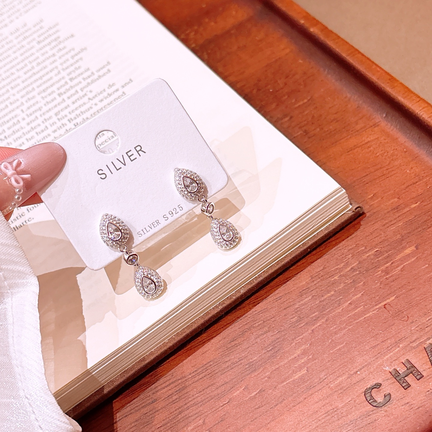 ラグジュアリーアレルギー対応シルバーイヤリングシルバー 職場