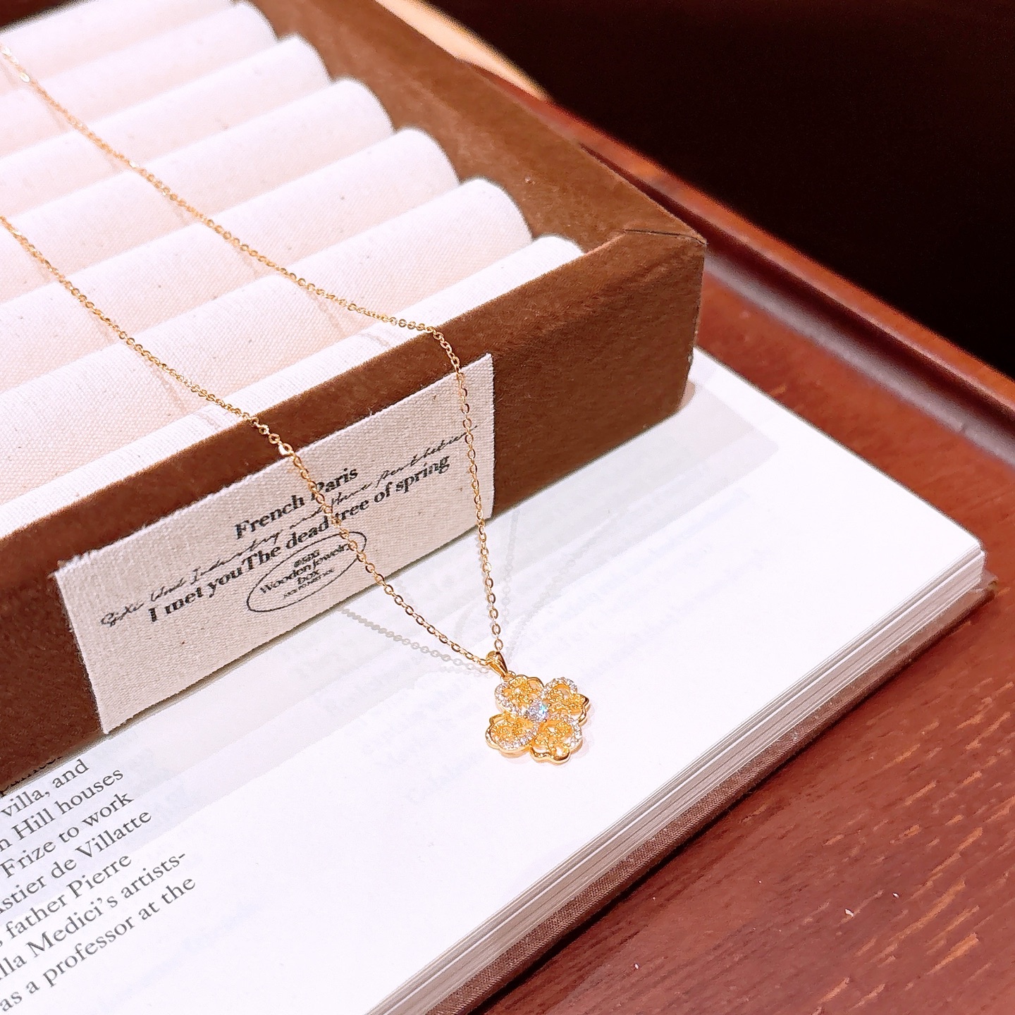 軽やかアレルギー対応シルバーネックレスゴールド 記念日