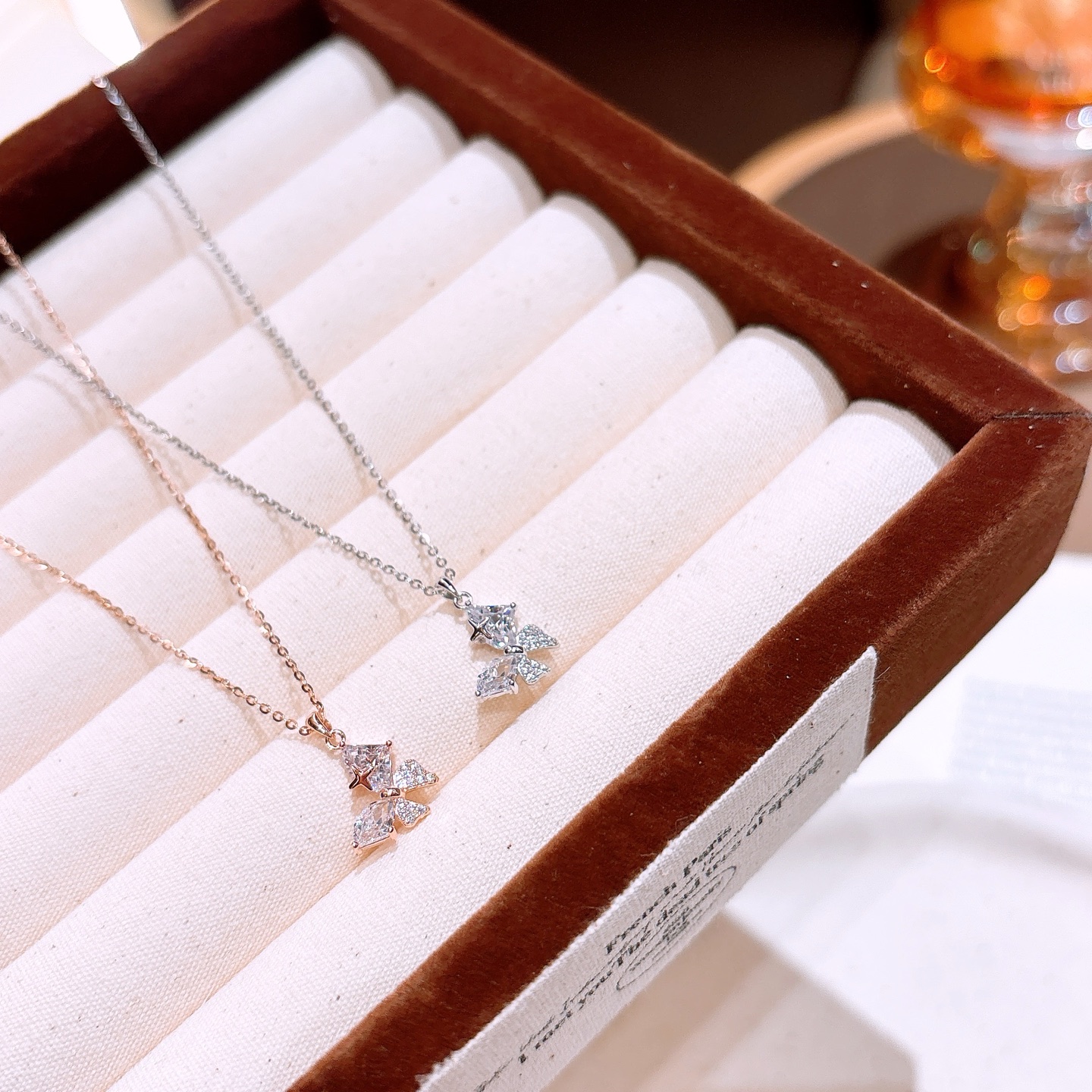 高級感低アレルギー銀ネックレスゴールド 記念日