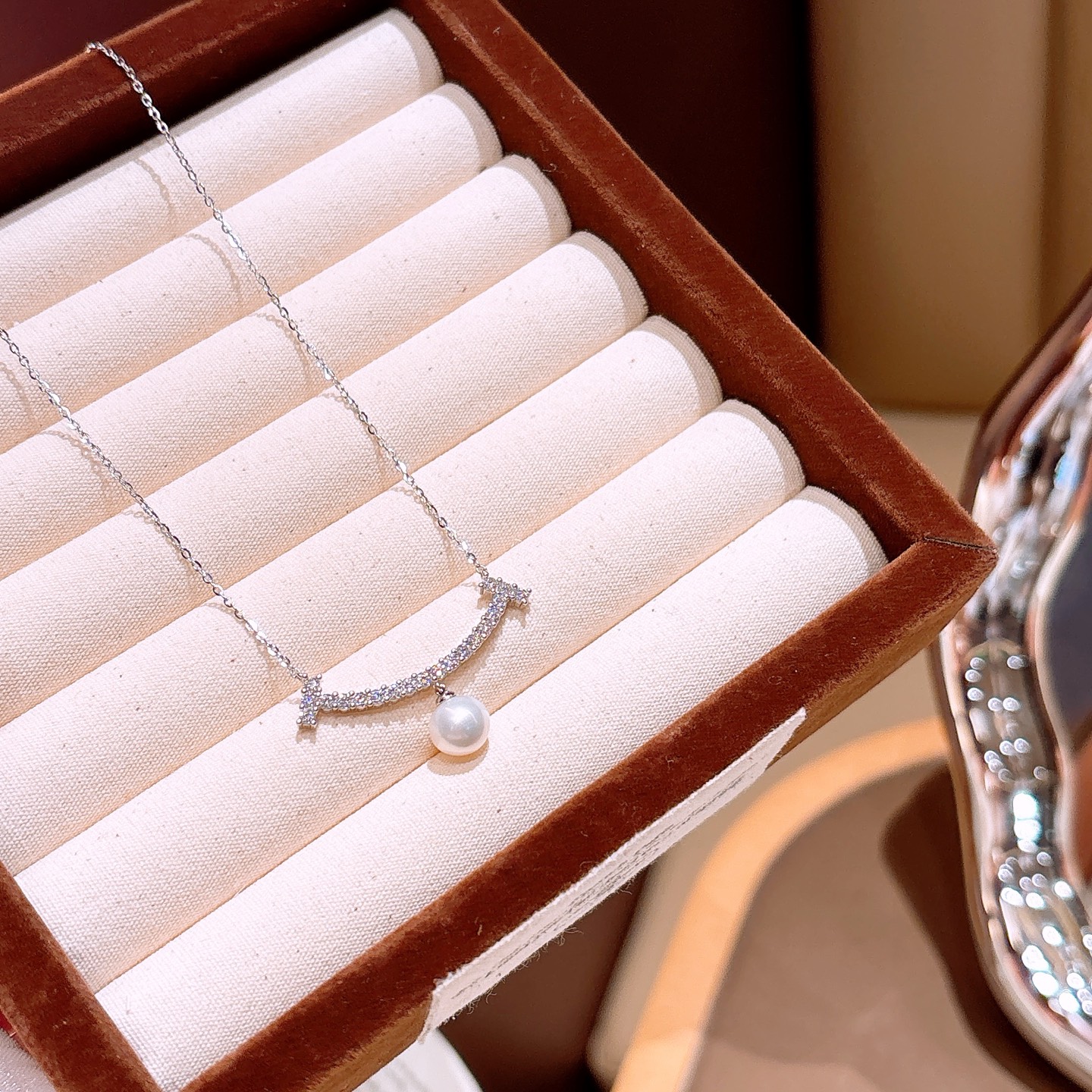 ミニマリストアレルギー対応シルバーモアッサナイトネックレスシルバー 誕生日