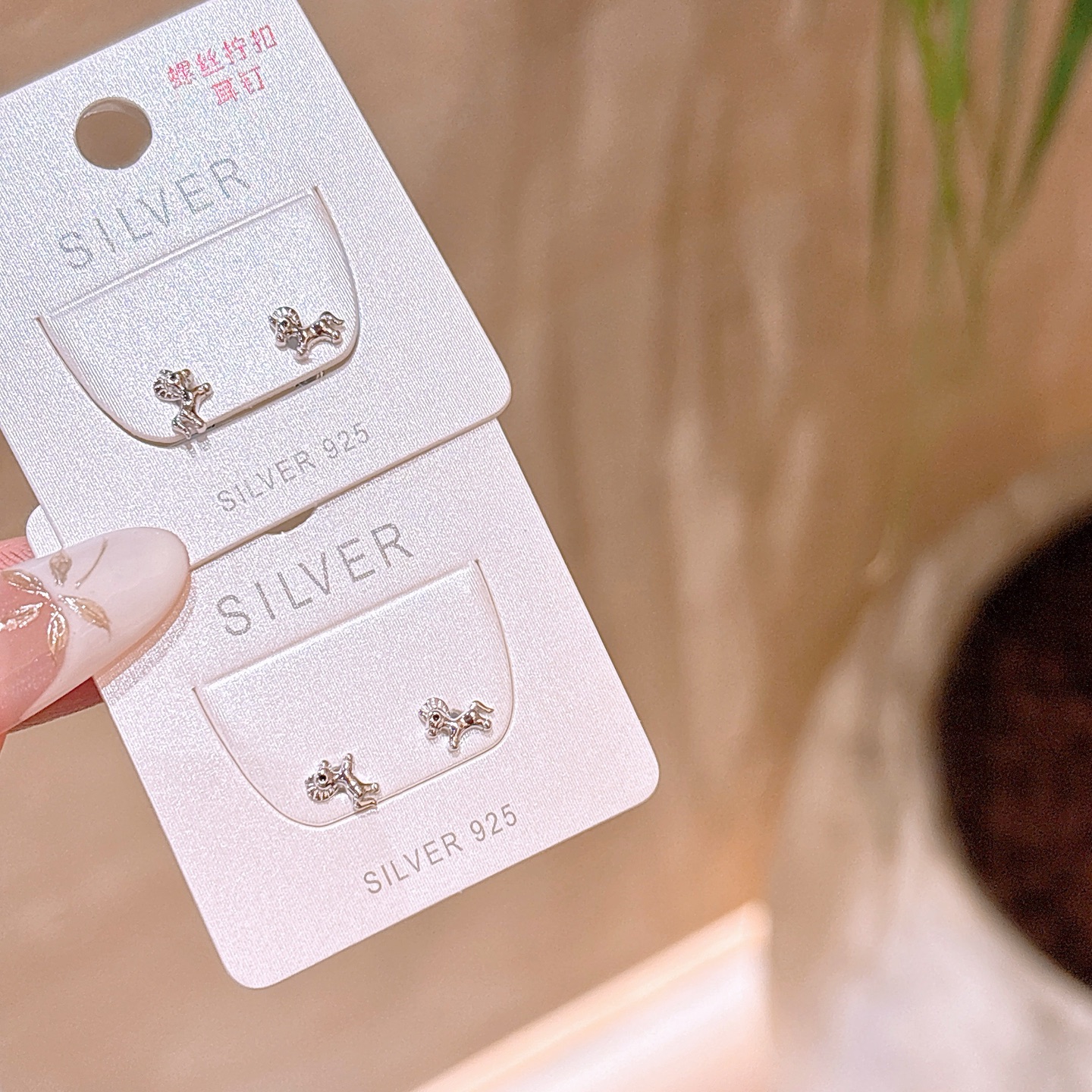 シックファインシルバーイヤリングシルバー 告白