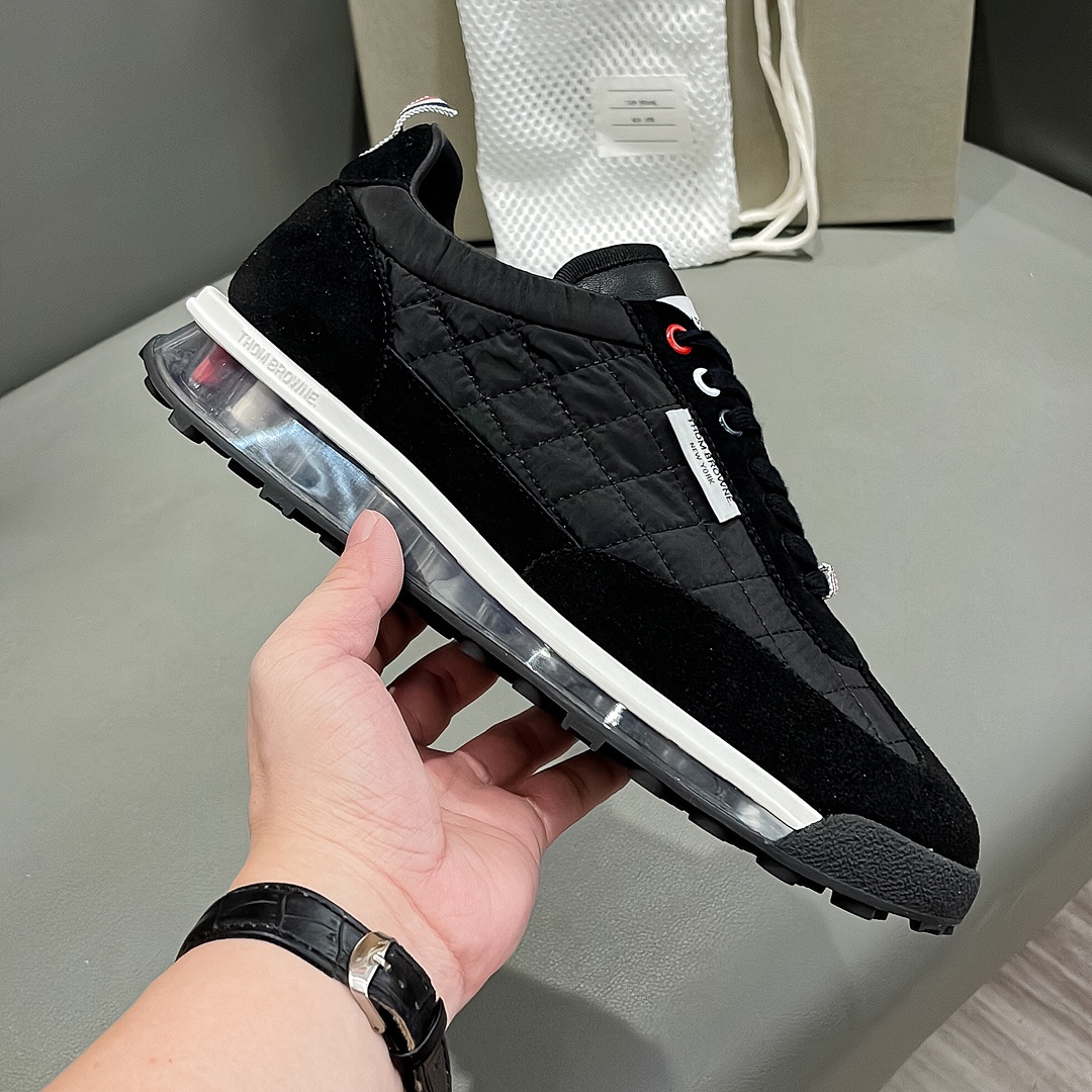 THOM BROWNE Black Oxen Velvet Morning Shoes Review: Early Fall Series, Detailed Black Weave – P888 - 图片 3