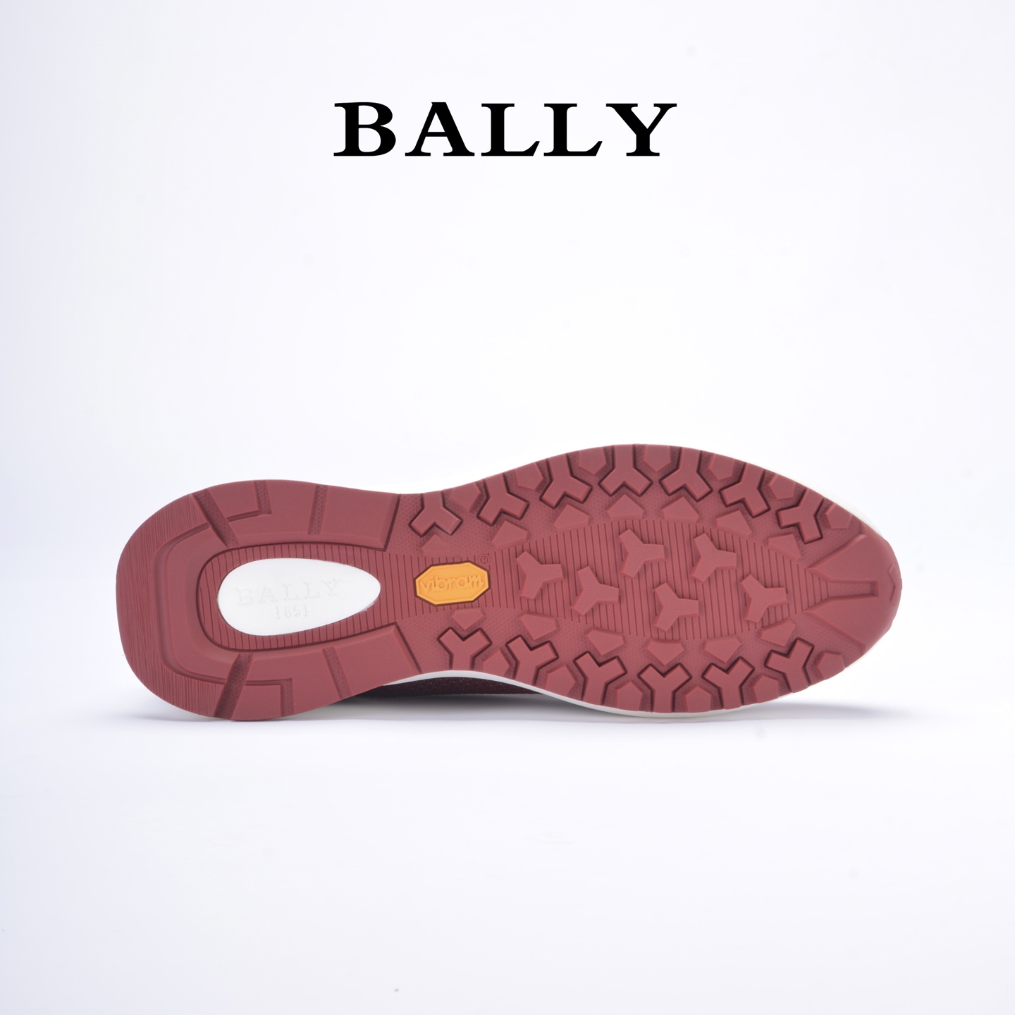 “Davyn Sneakers: Bally Run Wind Outline Series with Vibram®Megagrip Soles” - 图片 8
