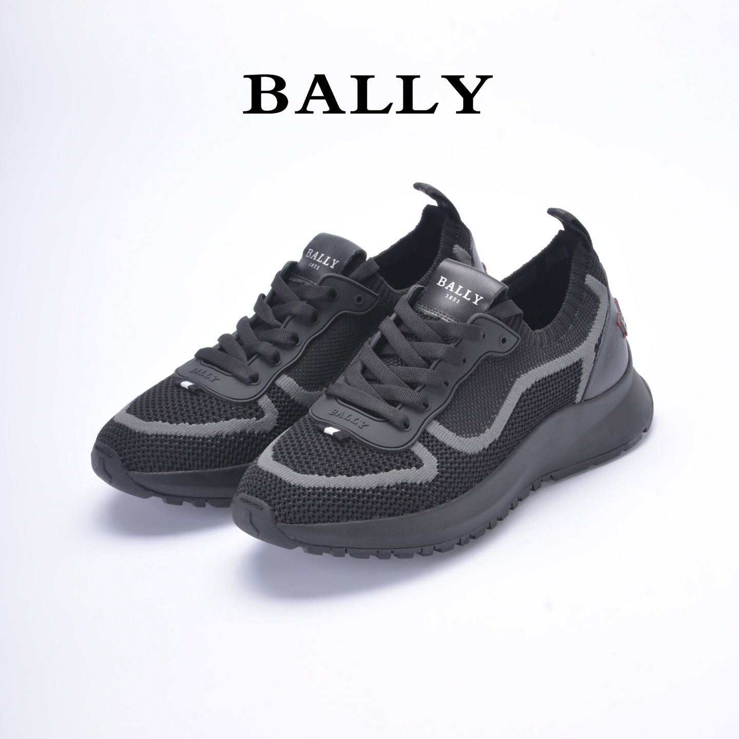 “Bally Run Wind Outline Davyn Sneakers: Black Glitter-Eyed, Air-Breathing Shoes with Vibram® Megagrip Soles”