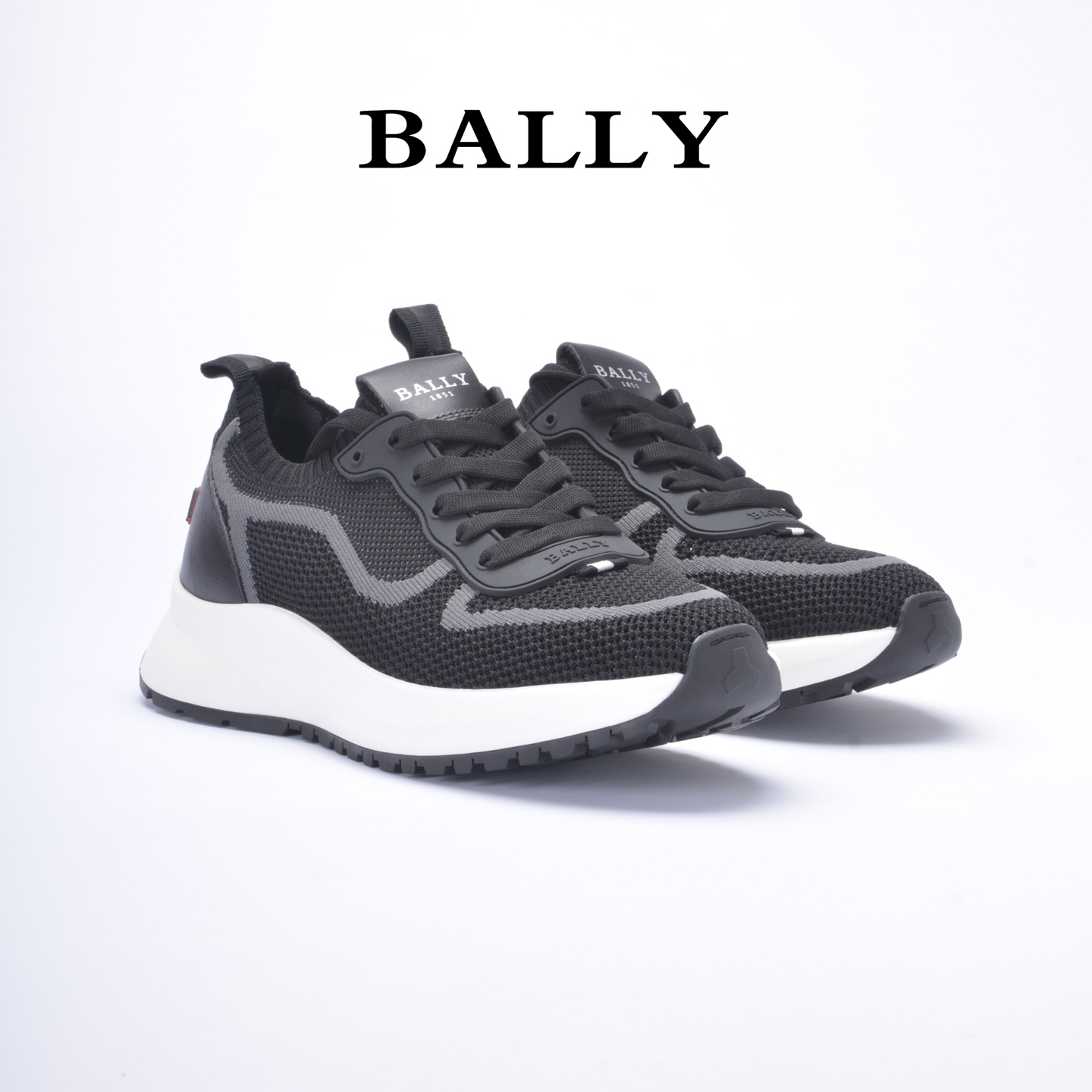 “Bally Davyn Sneakers Review: Stylish Black Glitter-Eyed Shoes with Vibram®Megagrip Soles” - 图片 3