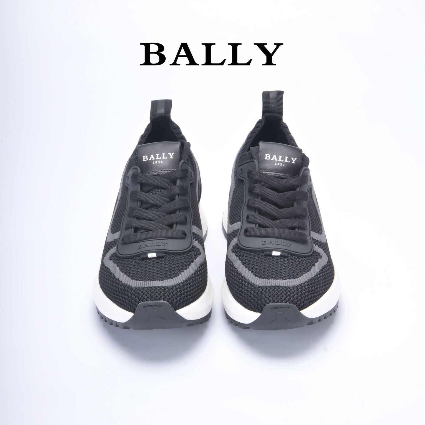 “Bally Davyn Sneakers Review: Stylish Black Glitter-Eyed Shoes with Vibram®Megagrip Soles” - 图片 2
