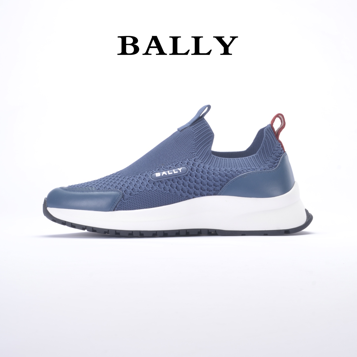 “BALLY Bali Spring Summer Sports Recreational Shoes Blue Modern Outline Series Review” - 图片 4