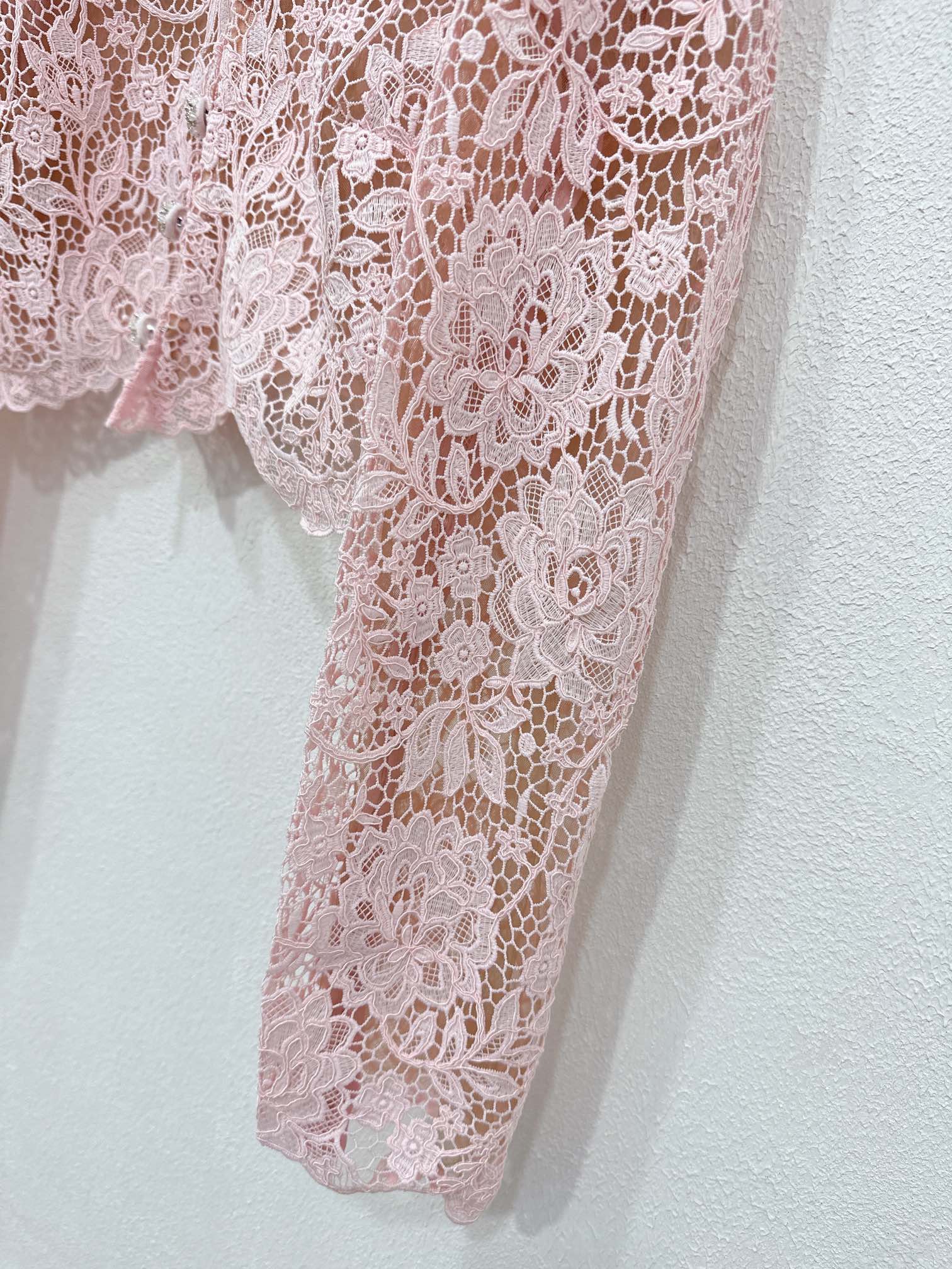 “Self-Portrait New Season: High-End Custom Dresses and Coats in Various Sizes” - 图片 4