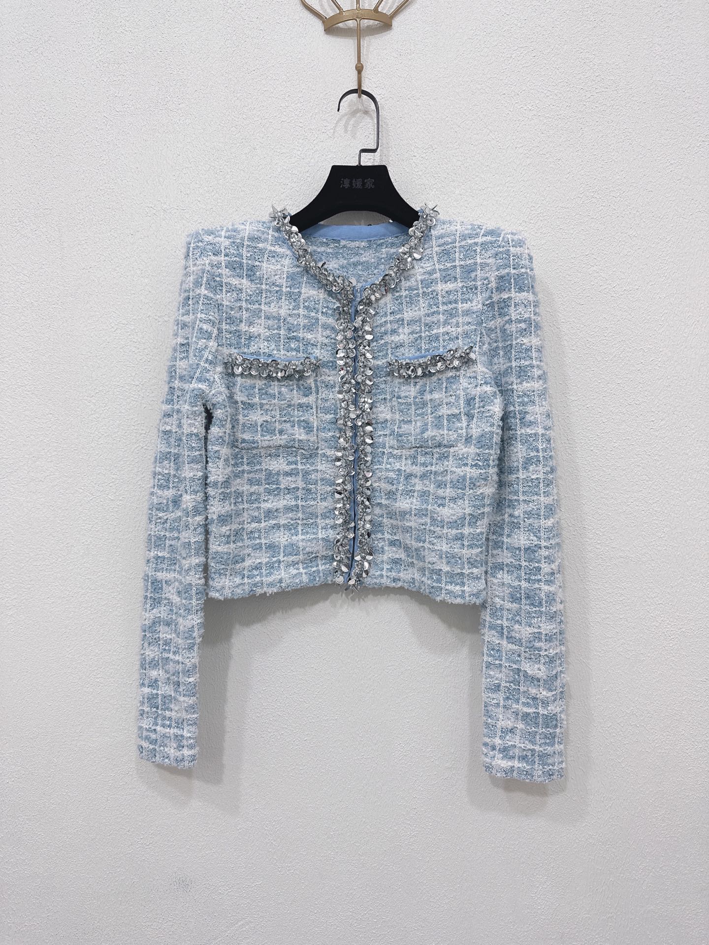 NO:331179,Jacket Skirt Self-Portrait New Season Series Official Website Synchronization Original one-to-one high-end custom blue mixed color Stretch knitted jacket cardigan elastic small fragrance short skirt Set One color three-code SML (coat S bust 84CM, 45CM, skirt S waist 66CM, hip 88CM, skirt 41CM, and so on), skirts, jackets & coats,alexander wang19860909外套 半裙Self-Portrait 新一季系列 官网同步 原版一比一高端定制蓝混色 弹力针织外套开衫弹力小香风短裙 套装 一色三码SML（外套S胸围84CM 衣长45CM 半裙S 腰围66CM 臀围88CM 裙长41CM 以此类推）,,skirts,jackets & coats,alexander wang,Women's clothing