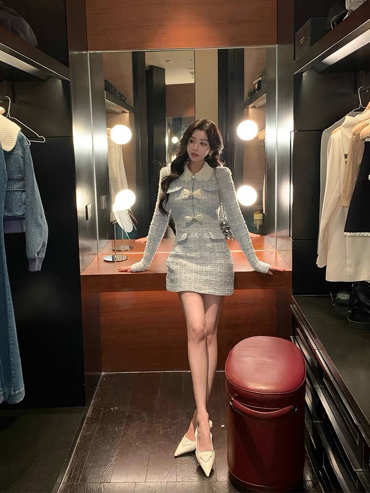 NO:570099,Self-Portrait new season series official website synchronized original one-to-one high-end customized blue mixed color doll collar Xiaoxiangfeng bow knitted dress one color three sizes SML (S skirt length 81CM, bust 82CM, waist 64CM, hip 88CM and so on) C,,skirts,alexander wang19860909Self-Portrait 新一季系列 官网同步 原版一比一高端定制蓝混色娃娃领 小香风 蝴蝶结针织 连衣裙 一色三码SML（S裙长81CM 胸围82CM 腰围64CM 臀围88CM 以此类推）C,,skirts,alexander wang,Women's clothing