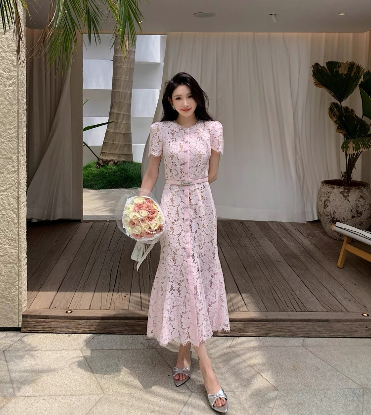 NO:432917,Self-Portrait New Season Series Official Website Synchronization Original one-to-one high-end custom bow pink lace round neck short-sleeved temperament Elegant fish tail Evening dress One-color four-code SMLXL (S skirt length 121CM, bust 84CM, suitable waist circumference 67CM, hip circumference 90CM, and so on. Everyone measures differently. 1-3CM error is normal), skirts, T-shirt, alexander wang19860909Self-Portrait 新一季系列 官网同步 原版一比一高端定制蝴蝶结粉色 蕾丝圆领短袖气质 优雅鱼尾 晚礼服连衣裙 一色四码SMLXL（S裙长121CM 胸围84CM 内合适 腰围67CM臀围90CM 以此类推 每个人测量方式不同 1-3CM误差正常）,,skirts,T-shirt,alexander wang,Women's clothing