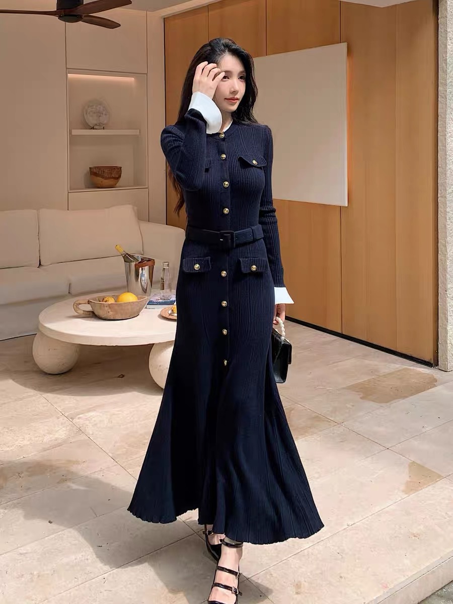 NO:501902,Self-Portrait New Season Series Official Website Synchronization Original One-to-One High-end Customization Qianjin Xiaoxiang Style Navy Blue Knitted Long Sleeve Round Neck Long Fishtail Dress One-color Three-Code SML (S bust 74CM waist 54CM length 122CM hip 74CM and so on) C, skirts, alexander wang19860909Self-Portrait 新一季系列 官网同步 原版一比一高端定制 千金小香风 藏蓝色针织长袖 圆领长款 鱼尾连衣裙 一色三码SML（S胸围74CM 腰围54CM 衣长122CM 臀围74CM以此类推）C,,skirts,alexander wang,Women's clothing