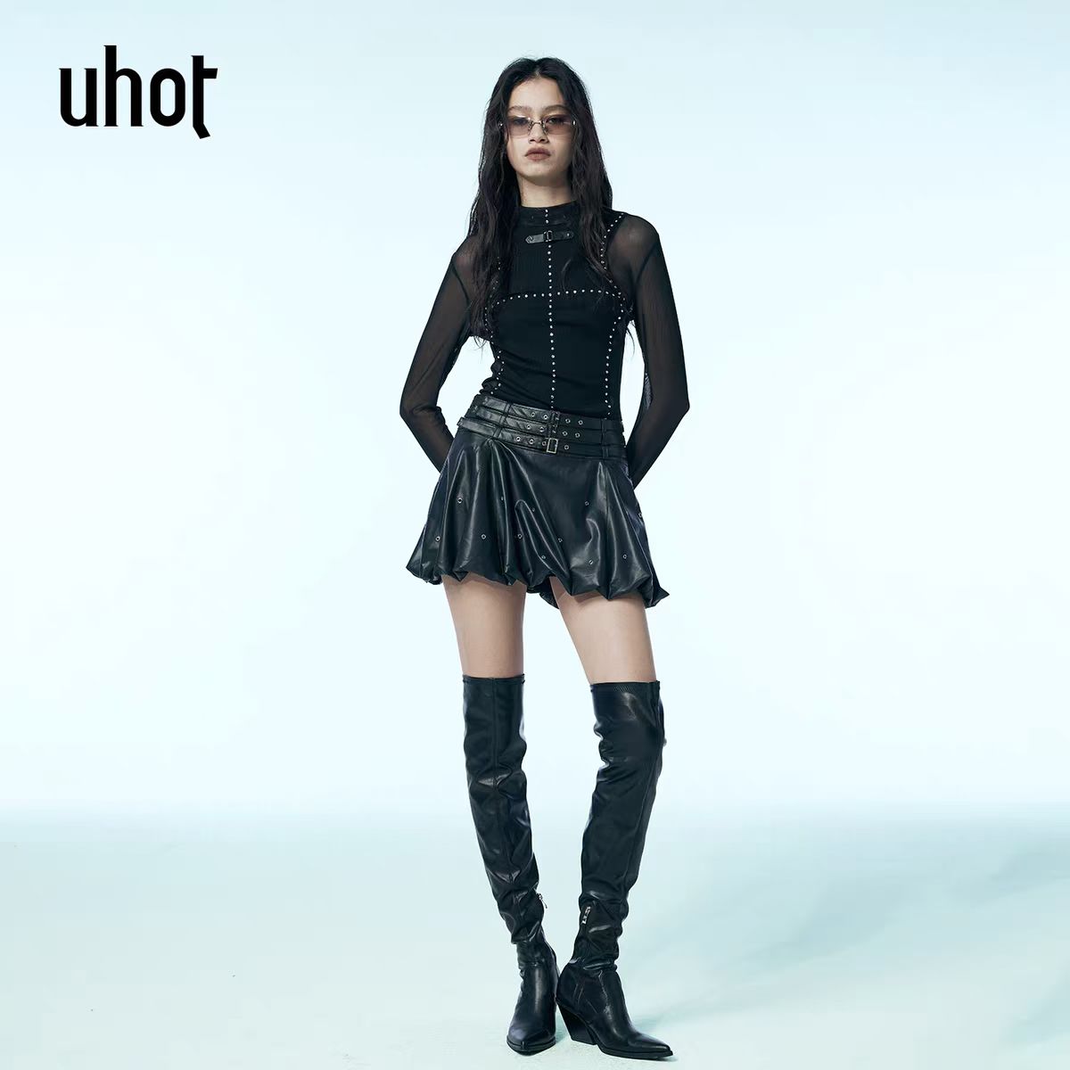 NO:534421,New autumn and winter styles, heavy industry diamond ordering, sexy hot girls, cool personality, mesh spliced ​​wool knitted, long-sleeved top, one-color three-code SML (S bust 78CM, shoulder width 36CM, garment length 52CM, and so on),,alexander wang19860909秋冬新款 重工订钻 性感辣妹 个性酷感 网纱拼接羊毛针织 长袖上衣 一色三码SML（S胸围78CM 肩宽36CM 衣长52CM以此类推）,,alexander wang,Women's clothing