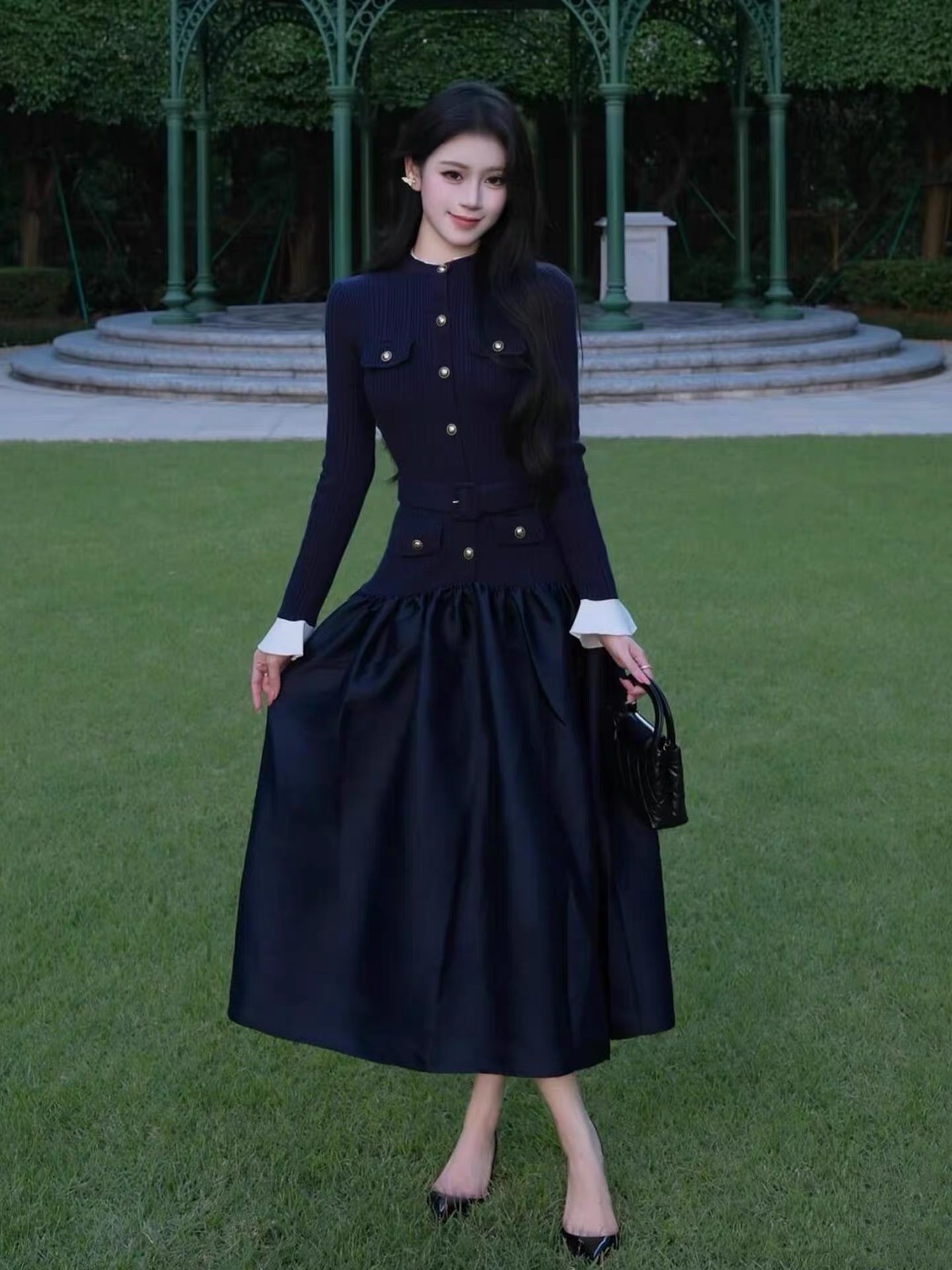 NO:586822,Self-Portrait new season series, official website synchronization, original one-to-one high-end customization, Xiaoxiang celebrity style, dark blue, knitted splicing long sleeves, slimming, puffy long dress, one color and four sizes SMLXL (S length 121CM, bust 74CM, waist 54CM, hip 90CM and so on),,skirts,alexander wang19860909Self-Portrait 新一季系列 官网同步 原版一比一高端定制 小香名媛风 深蓝色 针织拼接长袖显瘦 蓬蓬长款连衣裙 一色四码SMLXL（S衣长121CM 胸围74CM 腰围54CM 臀围90CM以此类推）,,skirts,alexander wang,Women's clothing