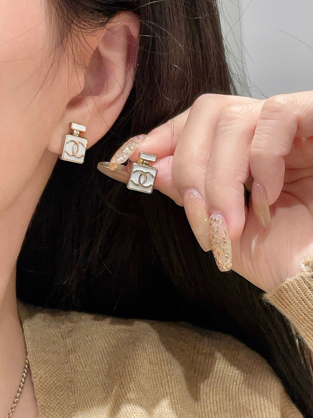 NO:632100,Upper ear picture, Cardia high-end jewelry19860909上耳图,,卡迪亚高端饰品,Jewelry