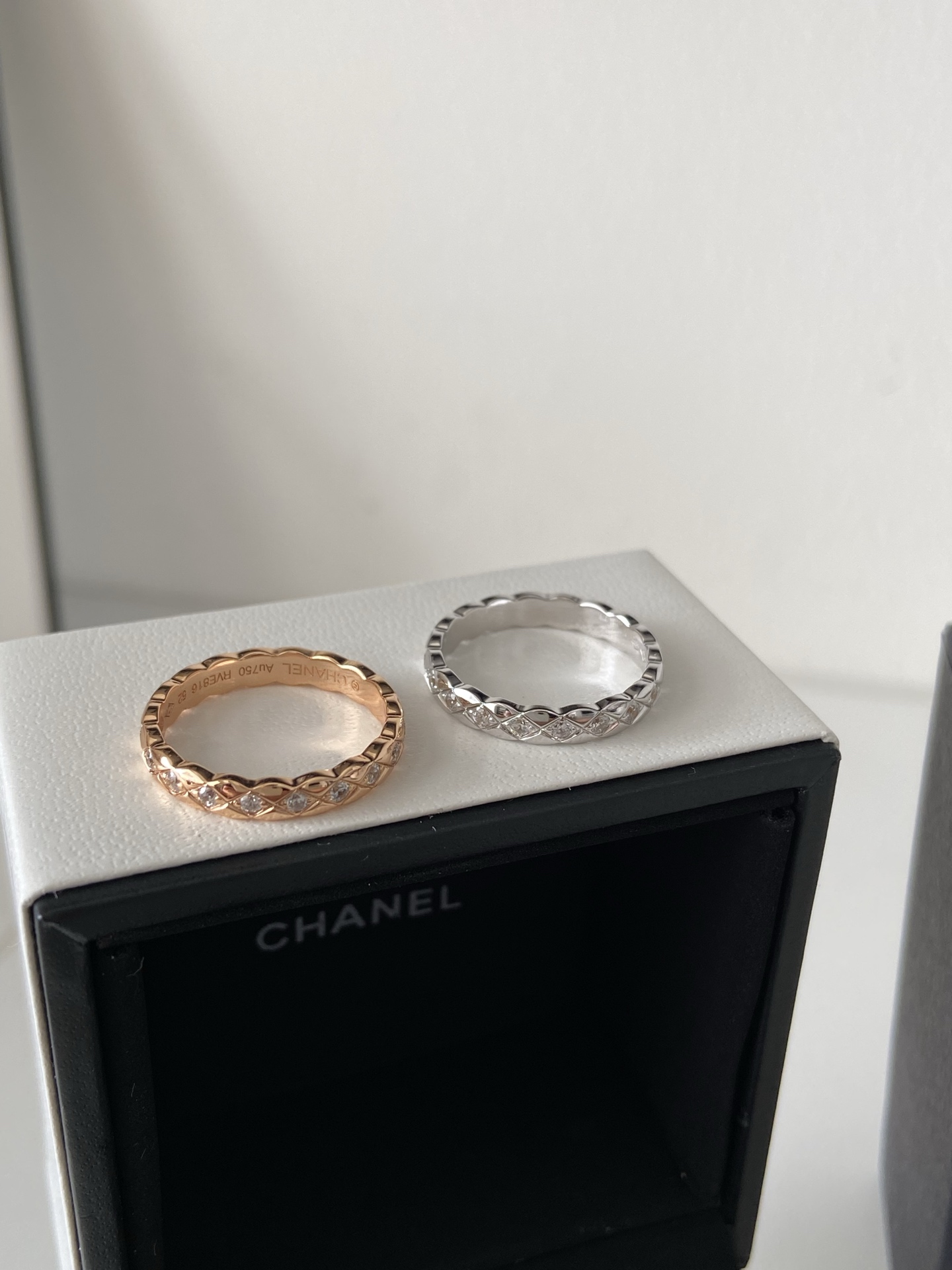 NO:647492,88200, code size 5-8 CH classic coco crush rhombus diamond ring electroplating thick gold CNC inlaid 5A zircon, ring, Cartier high-end jewelry1986090988200,码数5-8码CH 经典 coco crush 菱格 镶钻 戒指 电镀 厚金 CNC 镶嵌5A 锆石,,ring,卡迪亚高端饰品,Jewelry