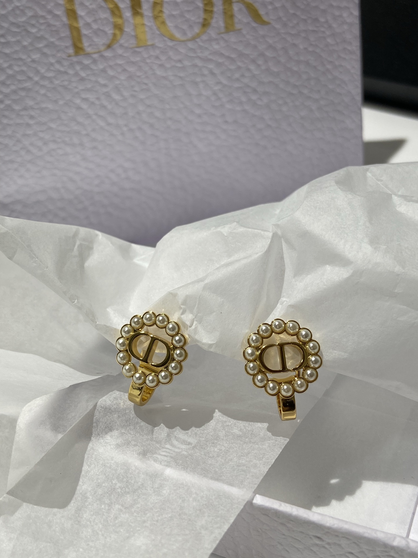 NO:720583,88160D 25 new round pearl ear clips purchased from ZP, Cardia high-end jewelry1986090988160D 25新款 圆形 珍珠 耳夹 ZP购入,,卡迪亚高端饰品,Jewelry