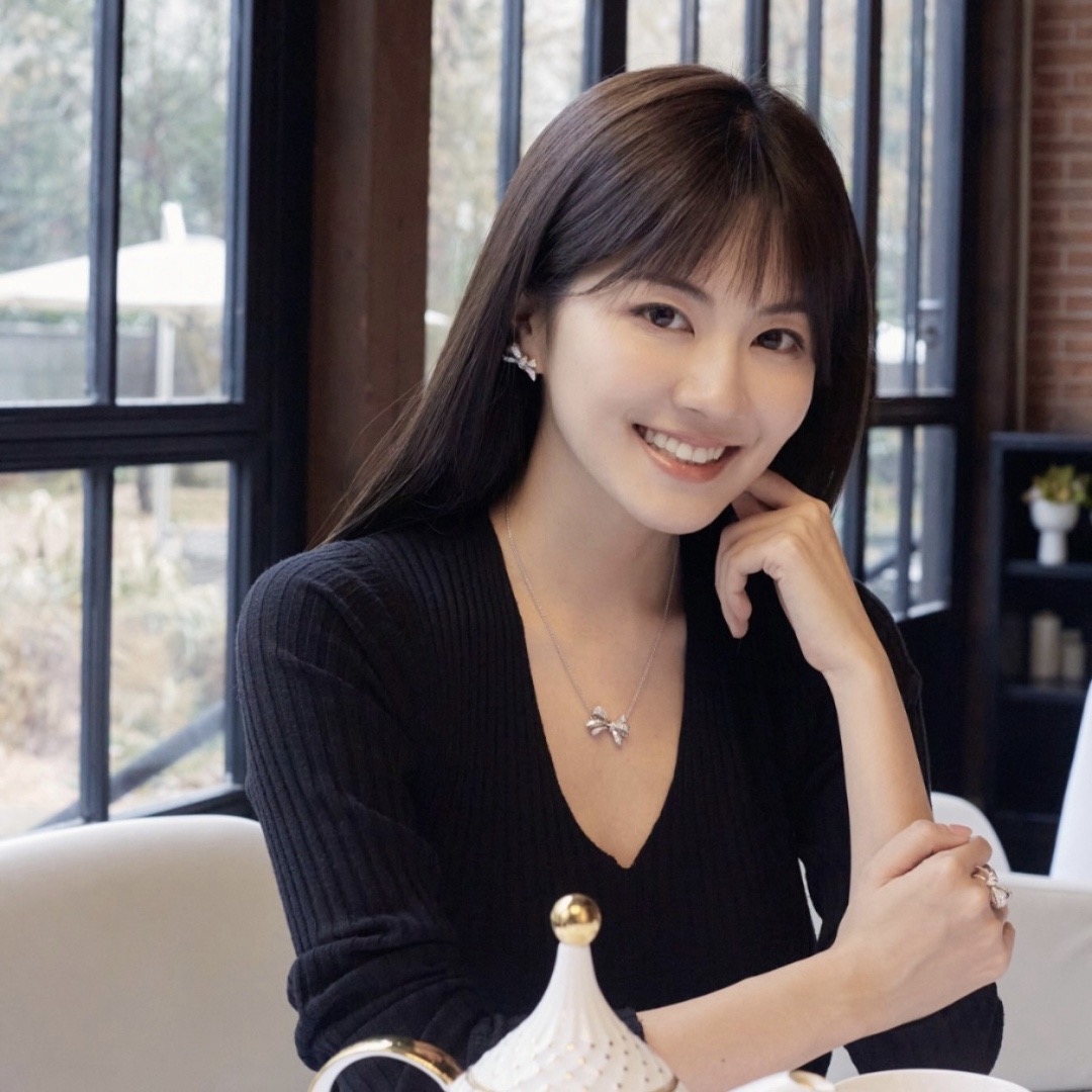 NO:764912,Upper body picture, Cardia high-end jewelry19860909上身图,,卡迪亚高端饰品,Jewelry