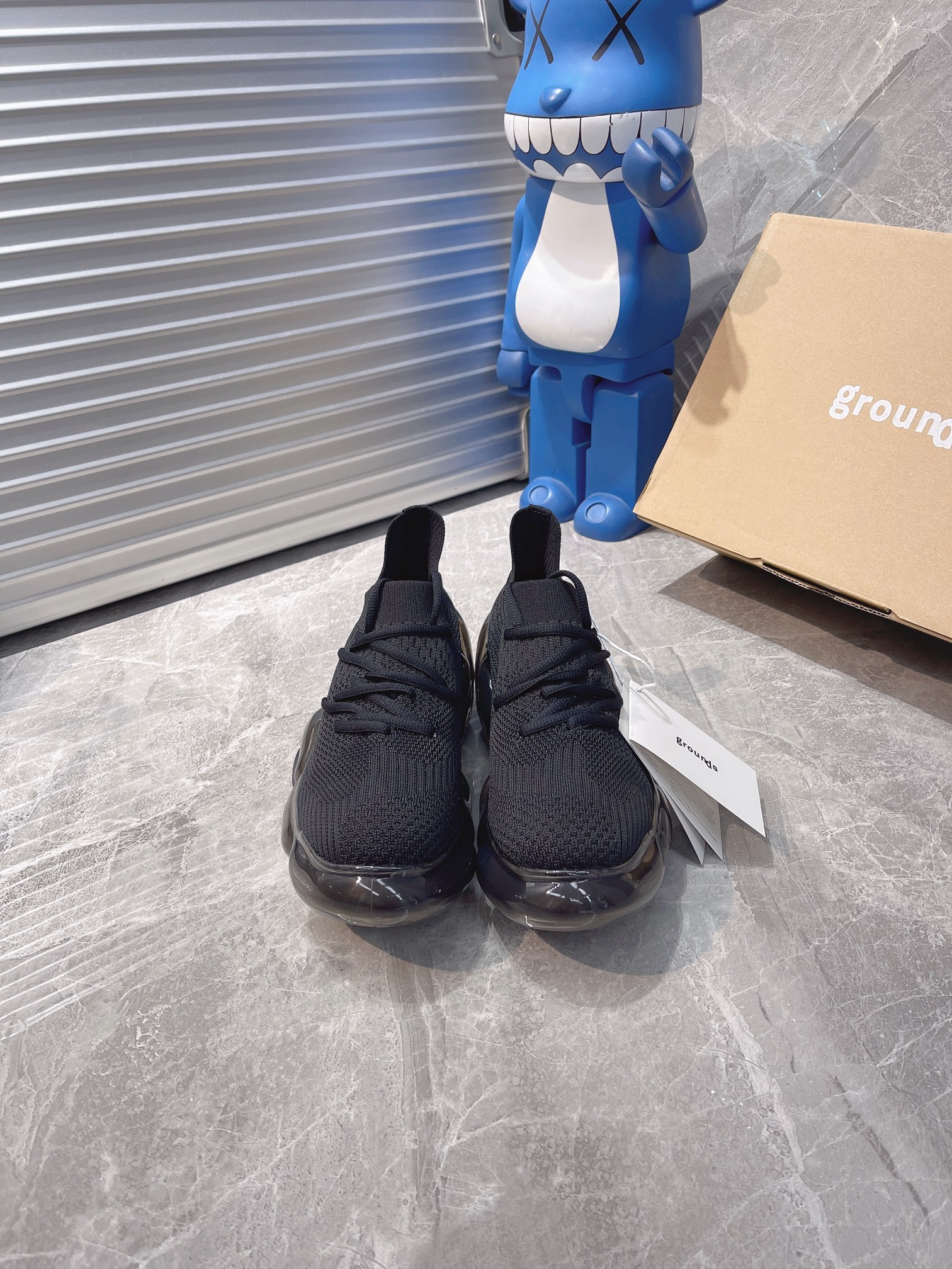 NO:233249,From the popular Japanese brand grounds large bubble heightened thick-soled sneakers. The original shoe replica comes from overseas purchasing agent [Official website is hard to find one shoe] is available for sale to price of 32XXX-3XXX Grounds brand, the main creators come from the inspiration and creativity of the designer. With more energy on its brand, Grounds shoes are becoming the pinnacle of luxury shoe design. If you are pursuing more than just trends, but also want to show your own fashion attitude and taste through shoes, then the Grounds brand will be a choice you cannot miss. Original box packaging size: 35 36 37 38 39 40 Code ZD4DC54033, casual shoes/sneakers, sneakers19860909来自日本流行品牌grounds大气泡增高厚底运动鞋 原鞋复刻来自海外代购【官网一鞋难求】发售至价格32XXX-3XXX Grounds 品牌,主创源于设计师的灵感与创意.随着将更多的精力集中于其品牌, Grounds的鞋履正在成为奢华鞋履设计的巅峰之作.如果你追求的不仅仅是潮流,更希望通过鞋履展现自我的时尚态度与品味,那么 Grounds品牌将会是你不可错过的选择 原盒包装尺码:35 36 37 38 39 40 编码ZD4DC54033,休闲鞋/运动鞋,sneakers,Women's Shoes