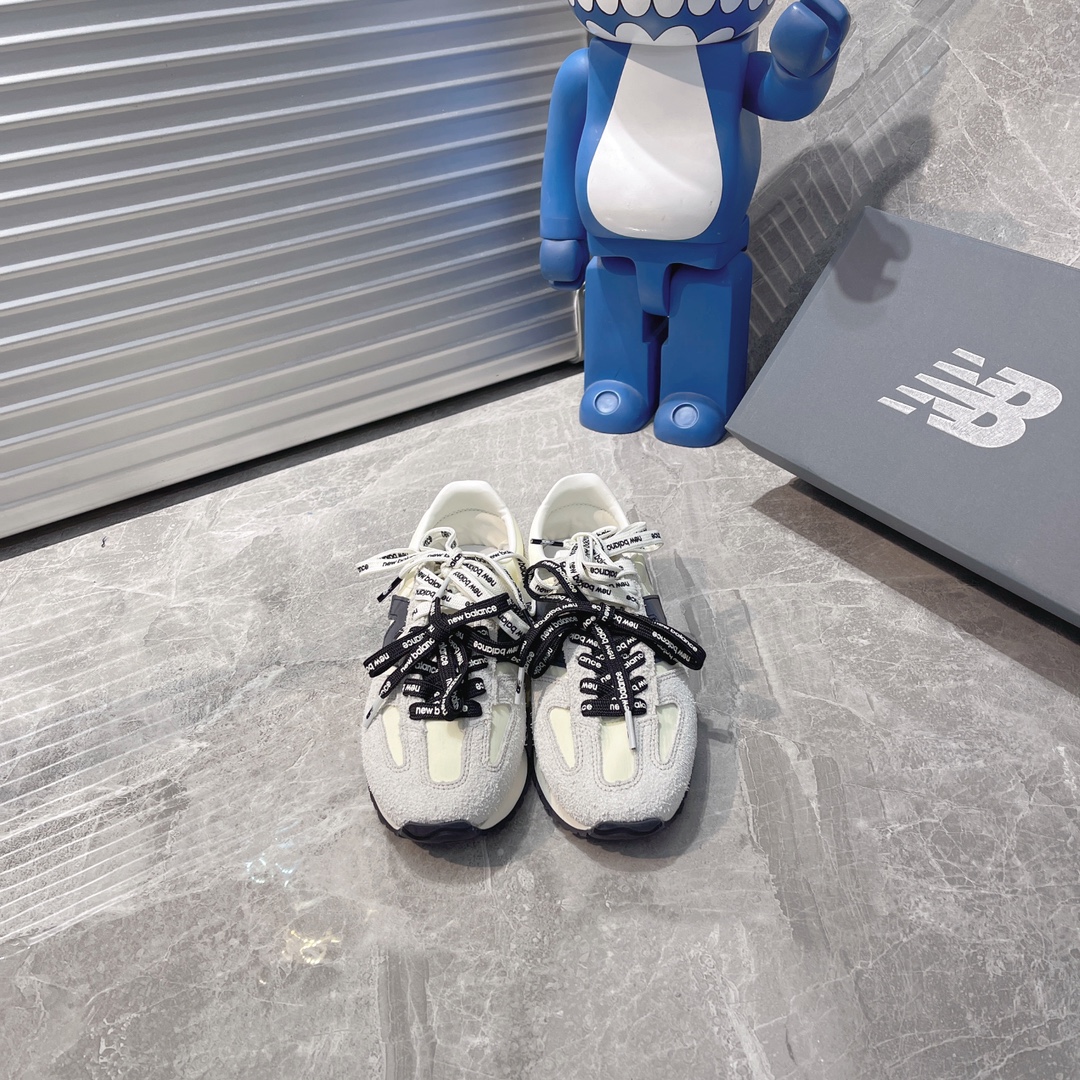 NO:259413,Company-level New Balance nb327 nb 471 retro jogging shoes newbalance 471 retro pioneer ms327 series retro casual sports jogging shoes, Italian street style from the 1970s! nb New Balance 471 series, a new look created with a purer retro style design. The side is also deconstructed, and the n-character logo is presented in an old embossed style! Accessories cannot be lost u471al Article number U471AM Size36 37 37.5 38 38.5 39.5 40 40.5 41.5 42 42.5 43.5 44 44.5 45, Casual shoes/sports shoes, new balance, sneakers19860909公司级新百伦 nb327 nb 471复古慢跑鞋 newbalance 471 复古先锋ms327系列复古休闲运动慢跑鞋,上世纪70年代的意大利街头风格！nb新百伦 全新 newbalance 471 系列,以更纯粹的复古风格设计打造的全新造型.侧身还以解构设计,将n字标志以做旧压花样式呈现！配件不能丟u471al 货号U471AM Size36 37 37.5 38 38.5 39.5 40 40.5 41.5 42 42.5 43.5 44 44.5 45,休闲鞋/运动鞋,new balance,sneakers,Women's Shoes