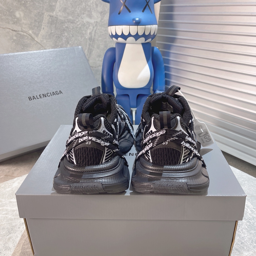 Designer Sneakers