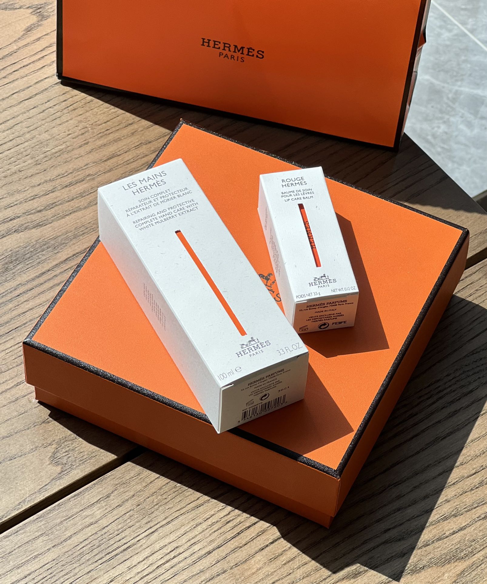 爱马仕秋冬养肤套盒🎁护手霜➕唇膏~Hermes提醒你秋冬该好好养护你的第二张脸啦 4