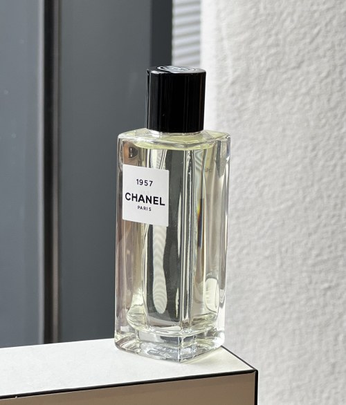 Chanel 1957 Les Exclusifs de Chanel - Woody Musky Scent, 75ml/2.5 fl. oz. 1 Chanel 1957 Les Exclusifs de Chanel - Woody Musky Scent, 75ml/2.5 fl. oz.