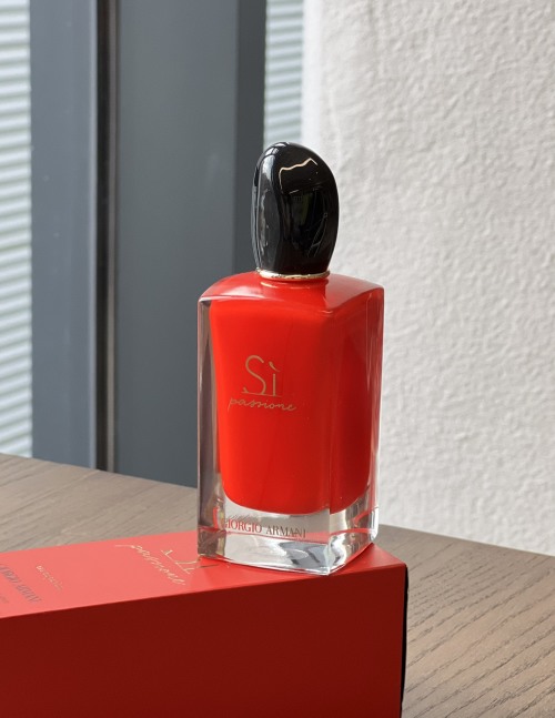 Giorgio Armani Si Passione Eau de Parfum - A Bold & Elegant Fragrance 1 Giorgio Armani Si Passione Eau de Parfum - A Bold & Elegant Fragrance