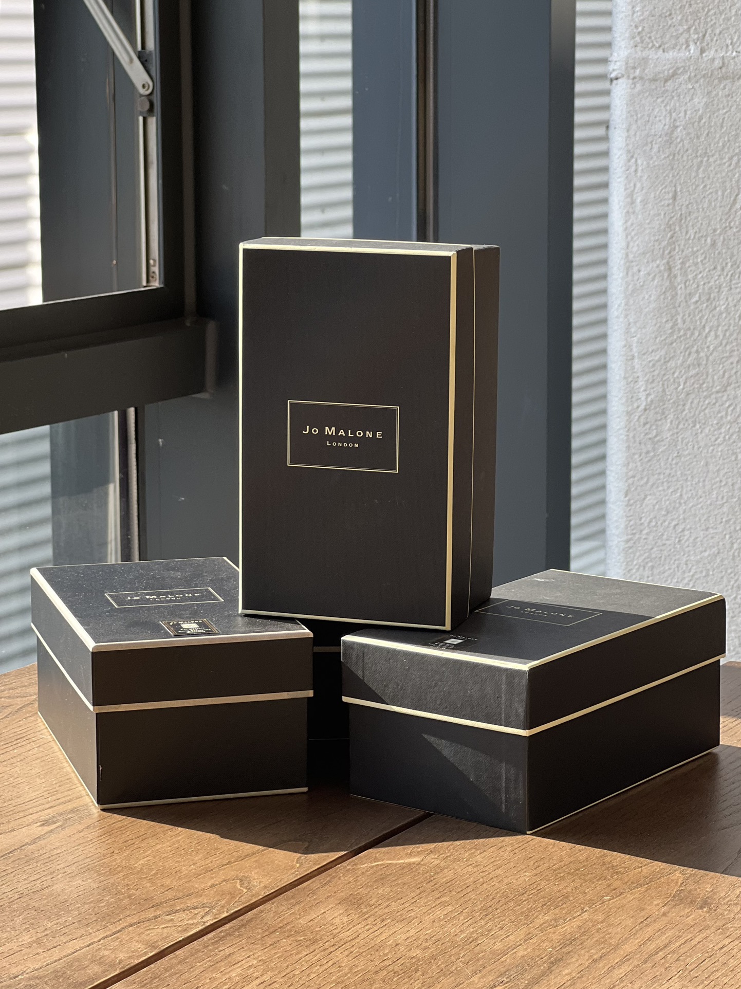 Chanel Maison Lifestyle Luxury Home Decor Blanket Tableware Bedding 2