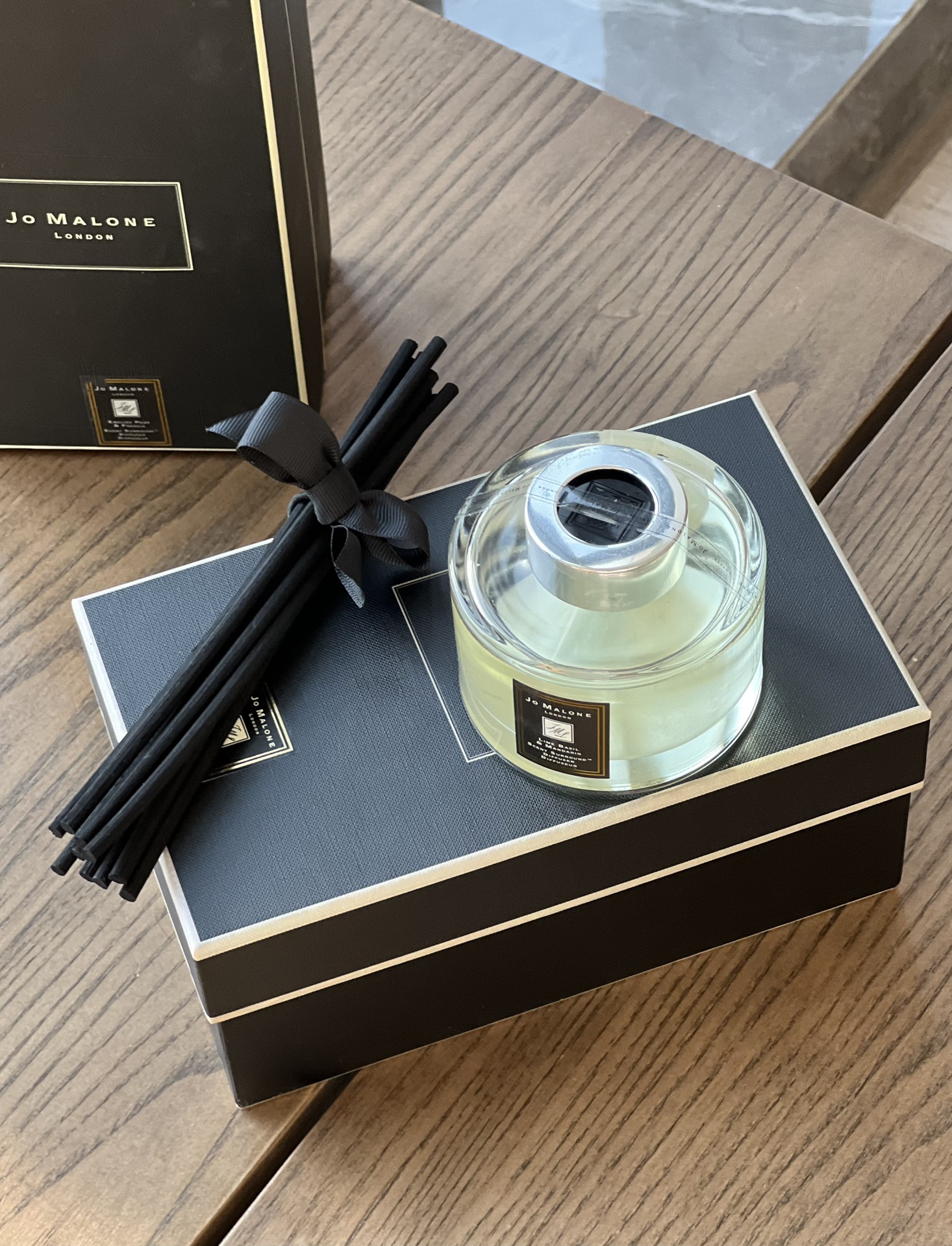 the fragrance begins to become mellow and warm - Perfume 4