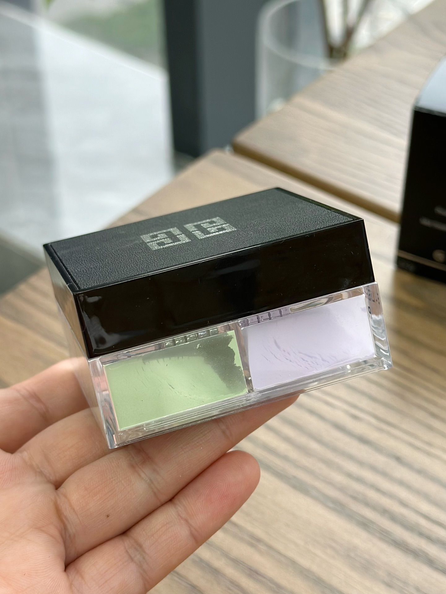 Givenchy Loose Powder in Shade No - Comprehensive 4