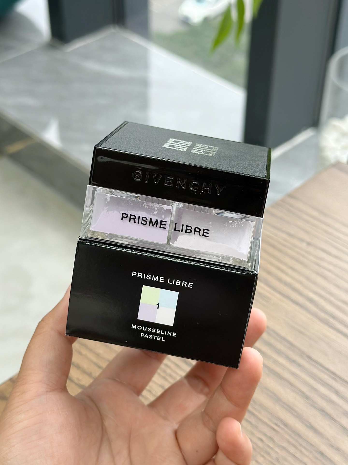 Givenchy Loose Powder in Shade No - Comprehensive 8
