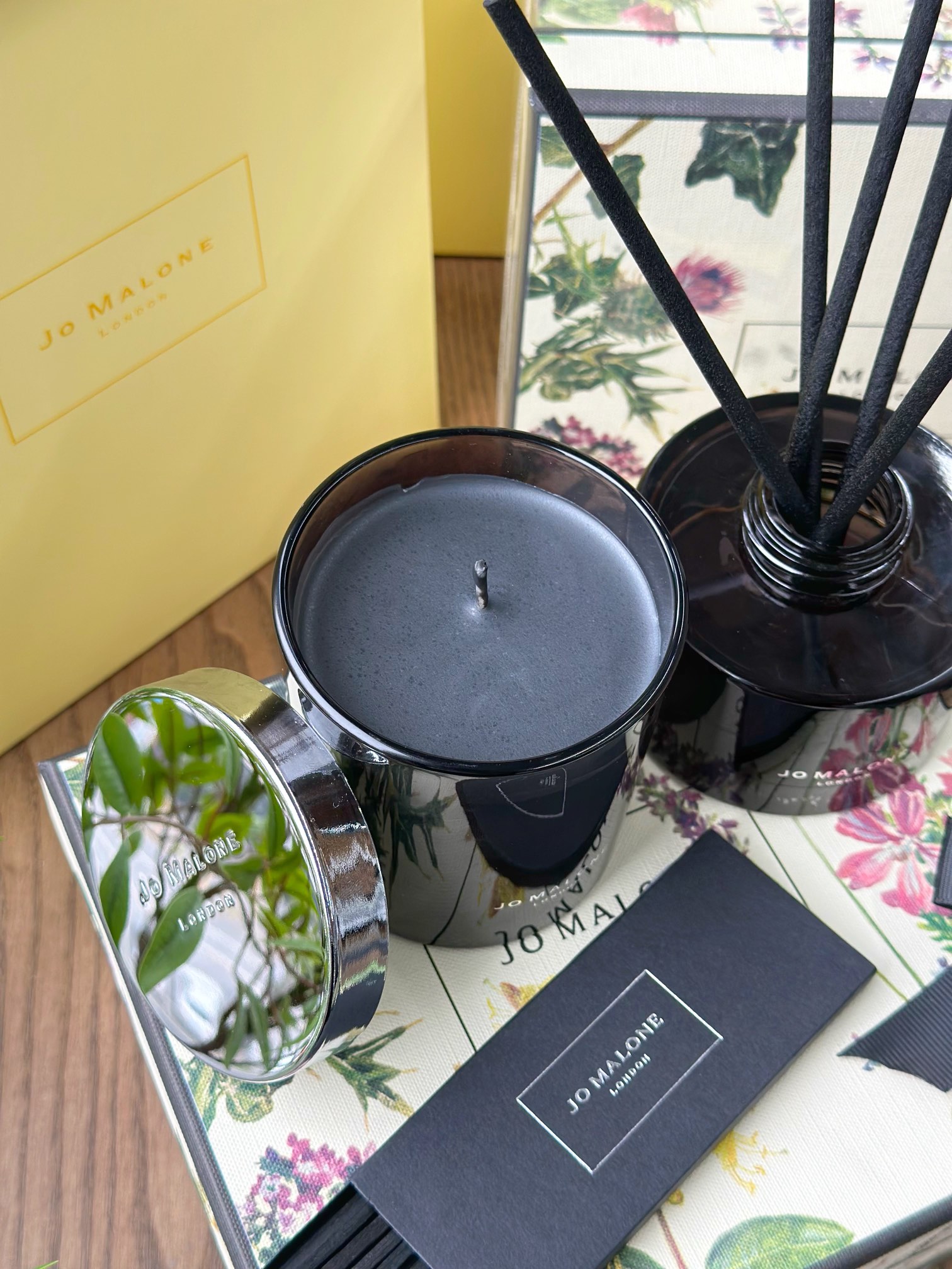 A sophisticated home fragrance designed to create a serene and calming - Comprehensive 4