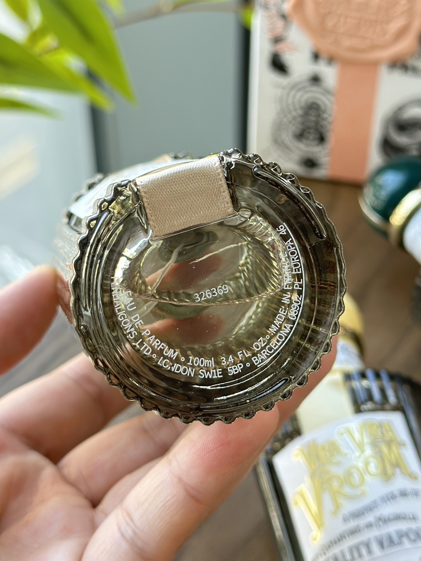 MiniCost Perfume 9