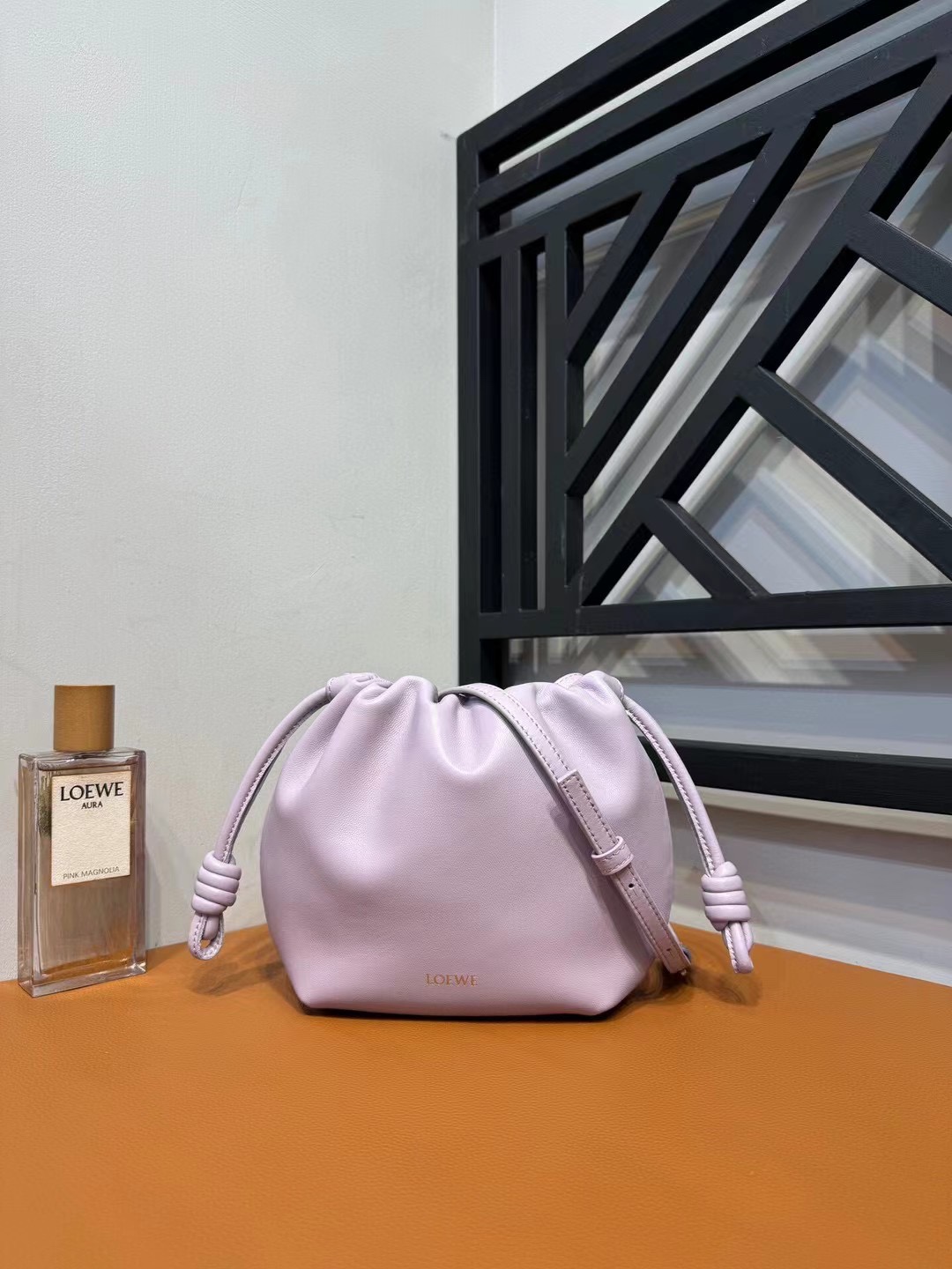 Light purple loewe original factory Flamenco purse new jade series. The small lucky bag is really beautiful, the leather is soft, small and exqui