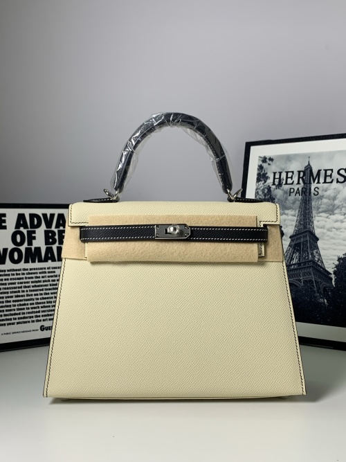 Kelly 25 Epsom Leather Handbag with Steel Hardware - Classic & Timeless 1 Kelly 25 Epsom Leather Handbag with Steel Hardware - Classic & Timeless