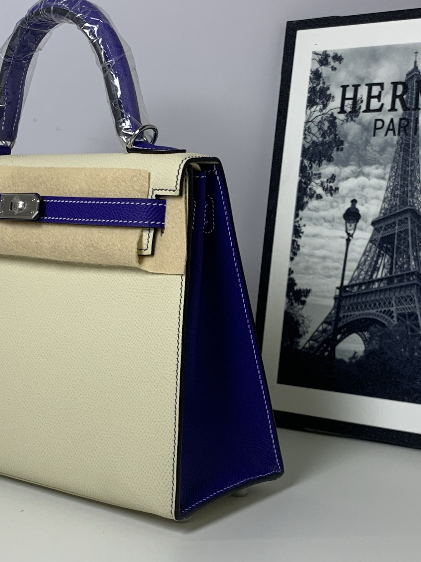 Kelly 25 Epsom Leather Handbag: Classic Design, Premium Craftsmanship 4 i1753782092874 3171 0 2